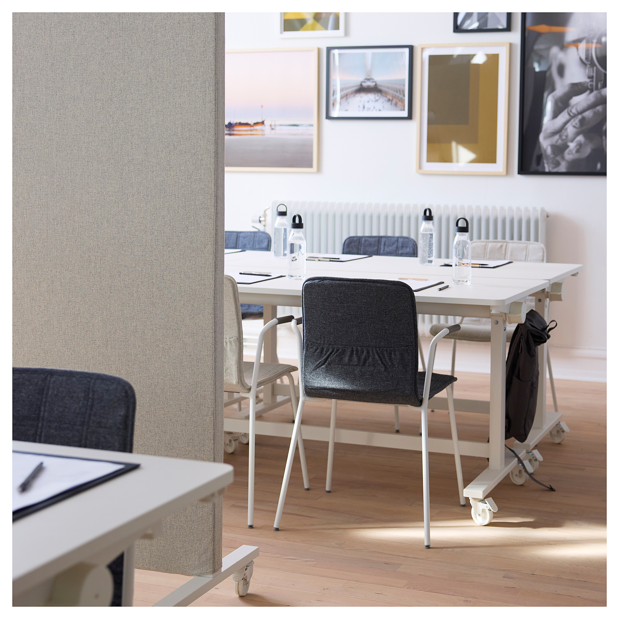 MITTZON foldable table with castors