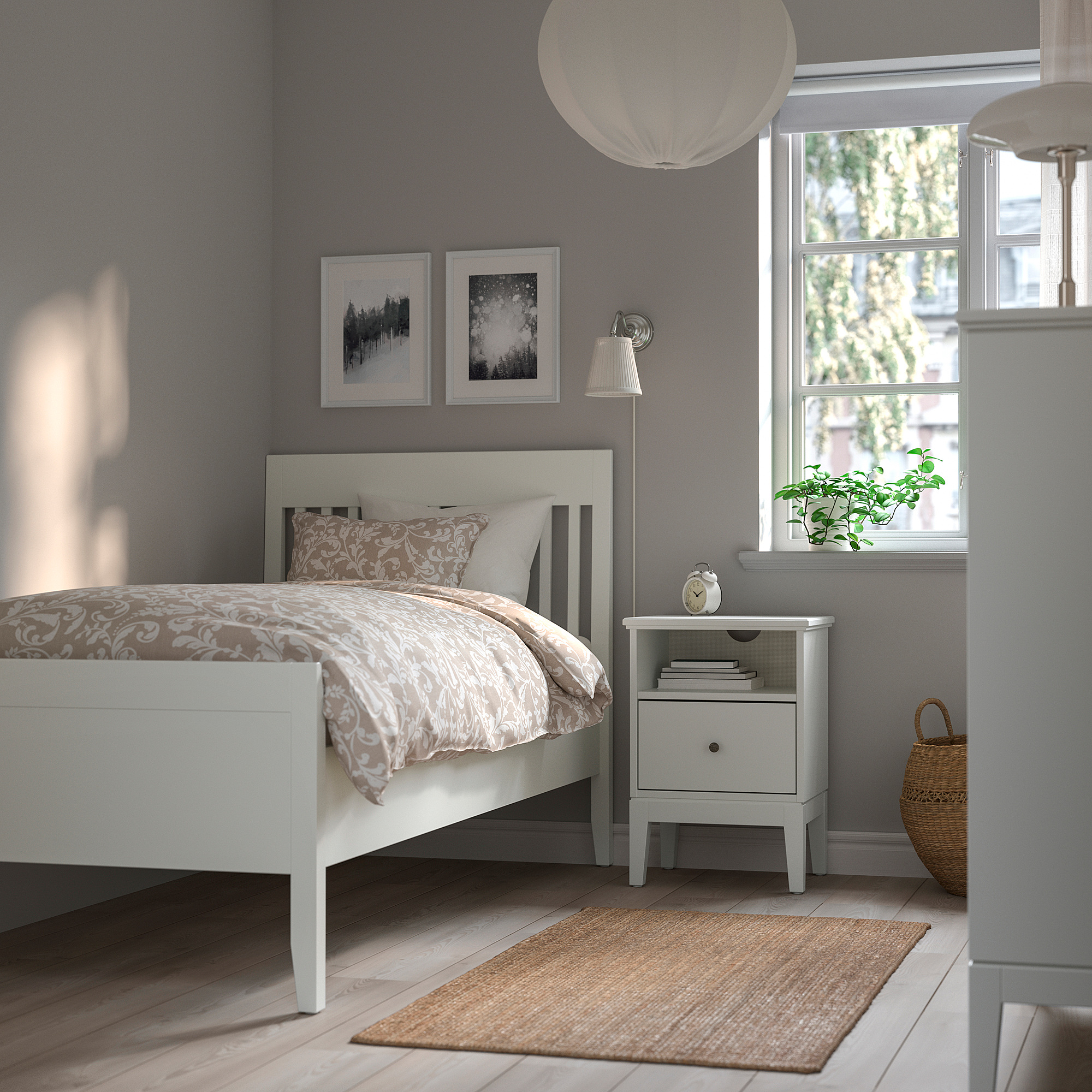 ÅRSTID wall lamp
