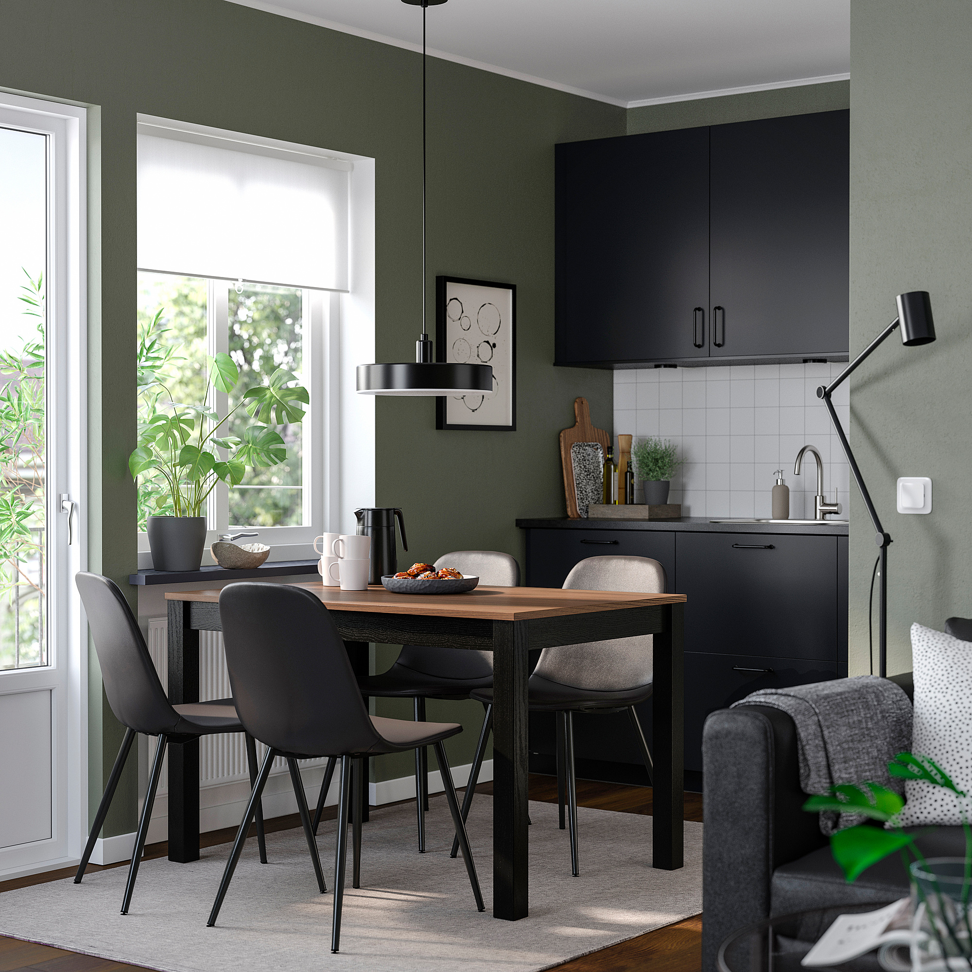 ÅLHULT/NORDMANSSKÄR 餐桌附4張餐椅