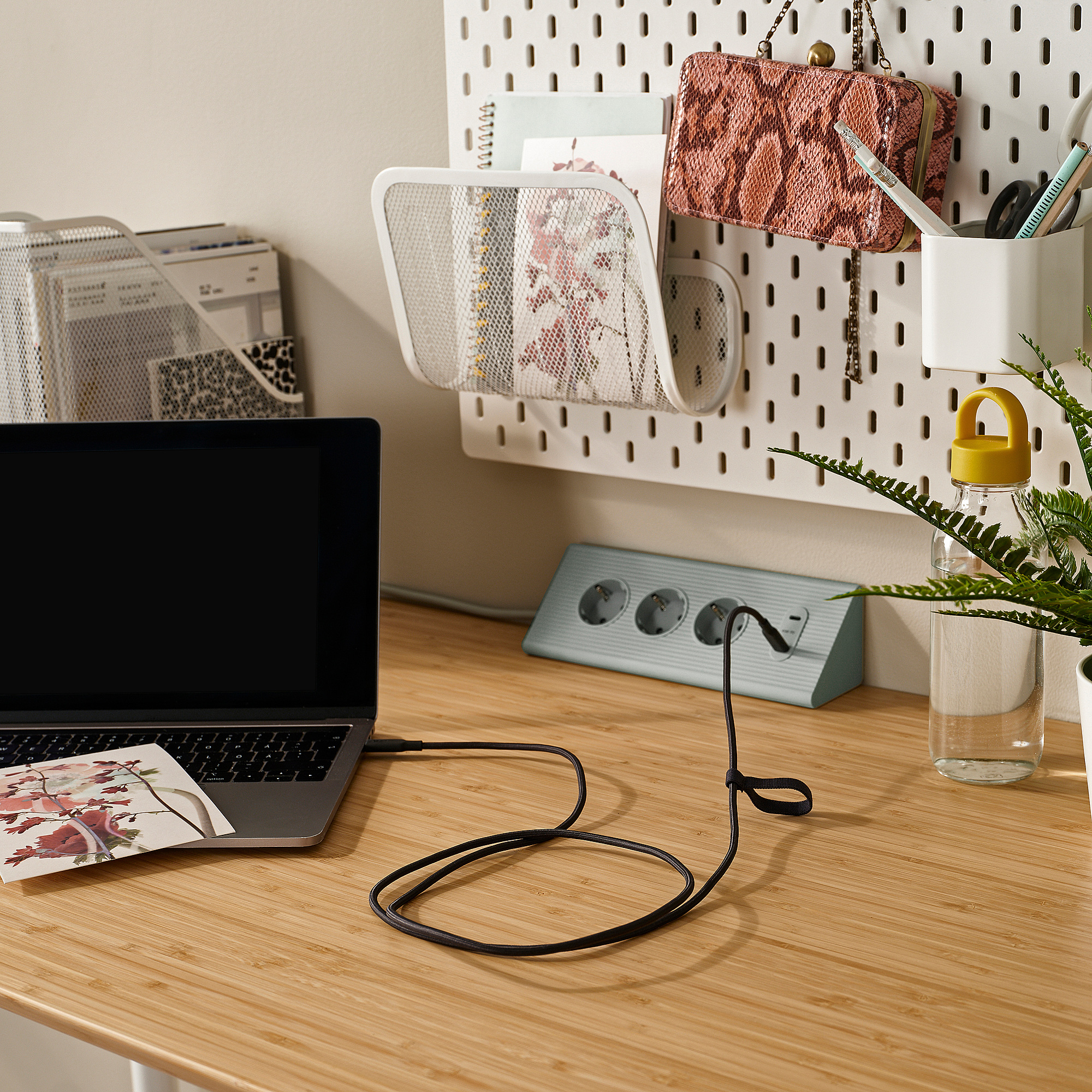RUNDHULT USB-C to USB-C