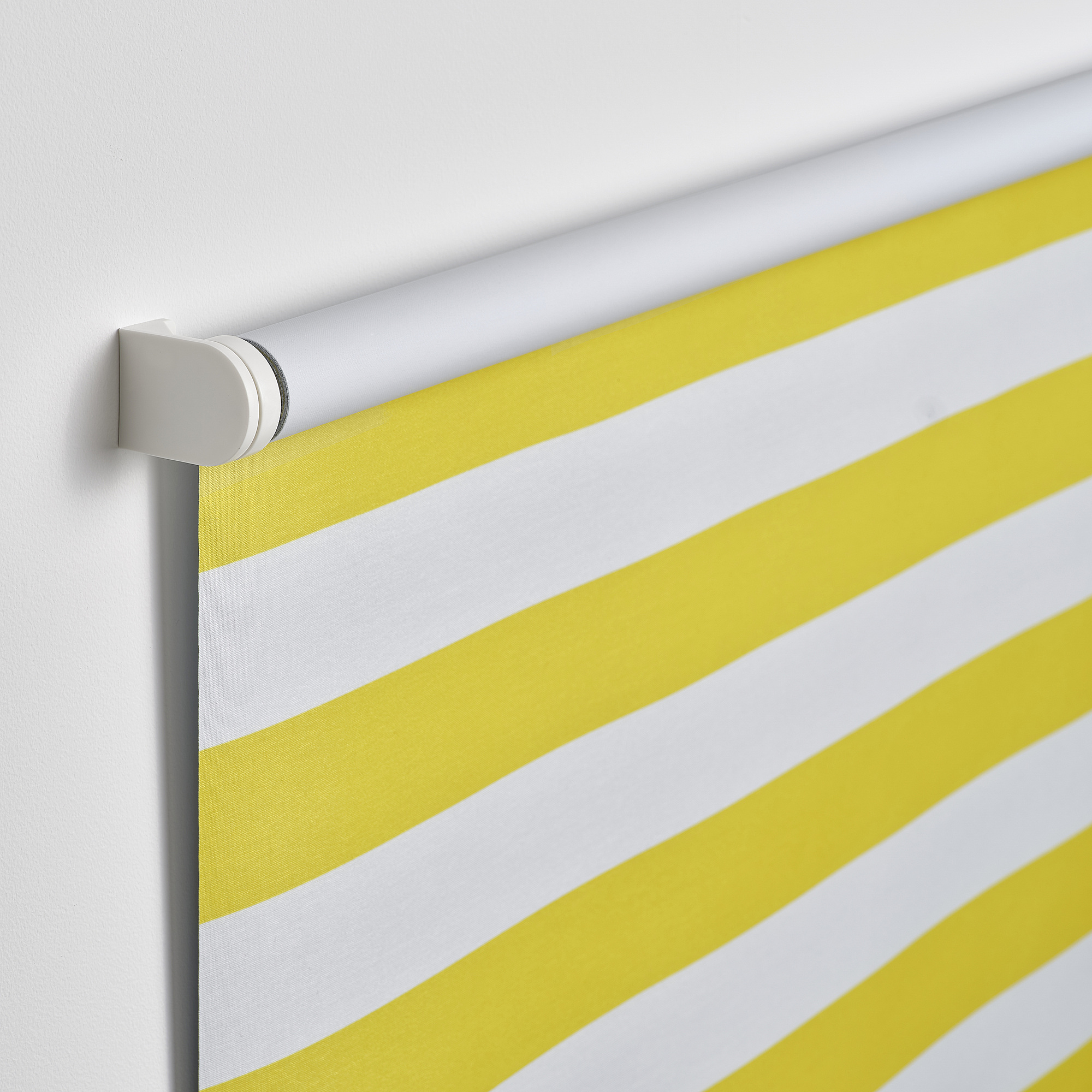 FRIDANS block-out roller blind