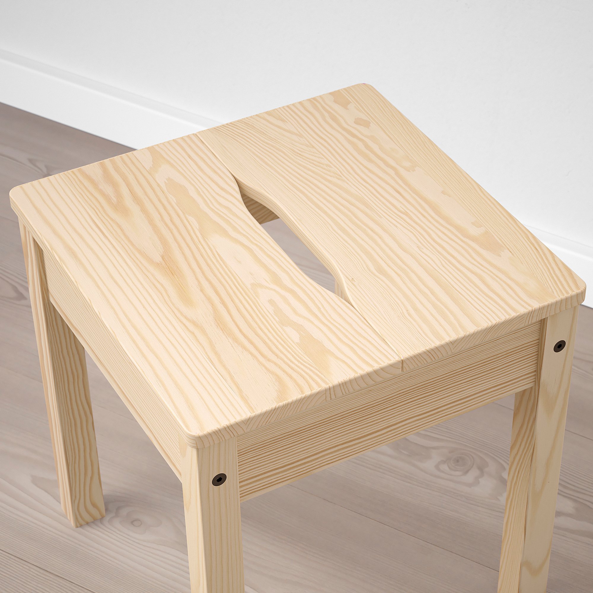HÄGERNÄS stool