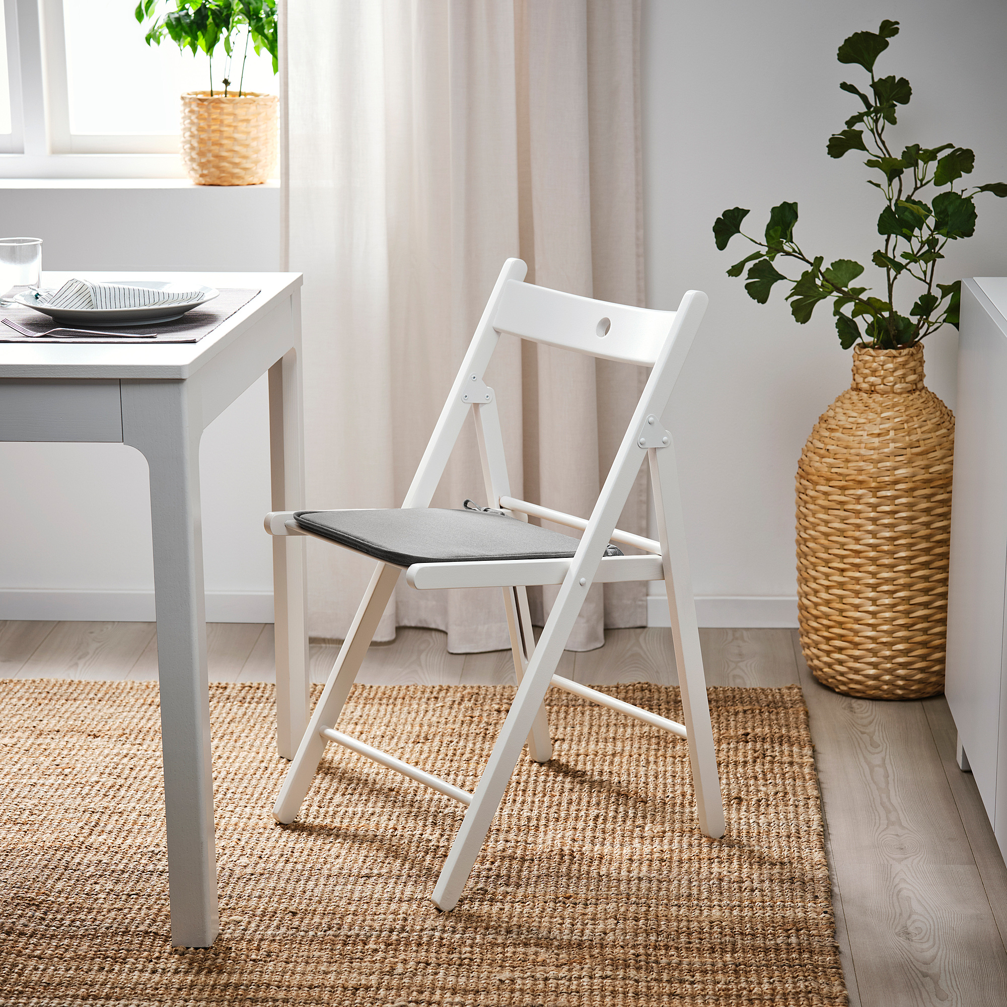 ASKNÄTFJÄRIL 椅墊