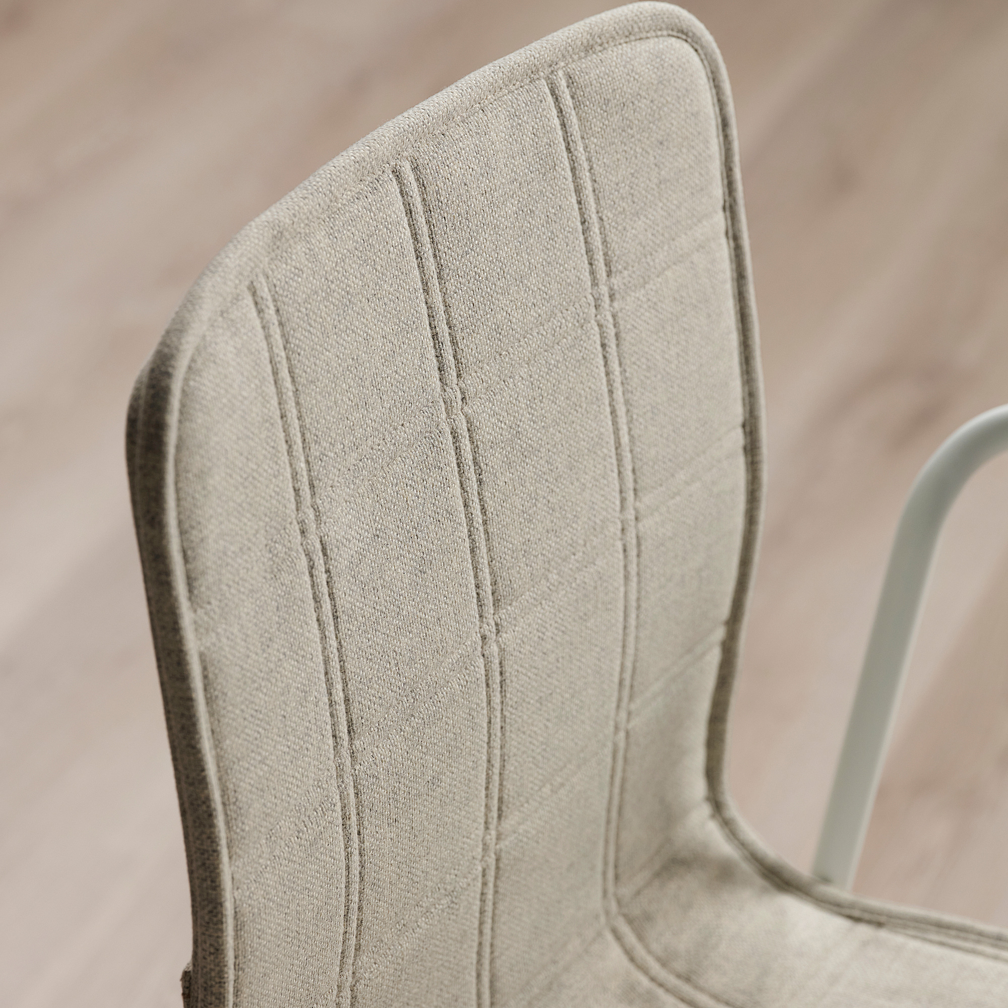 LÄKTARE conference chair