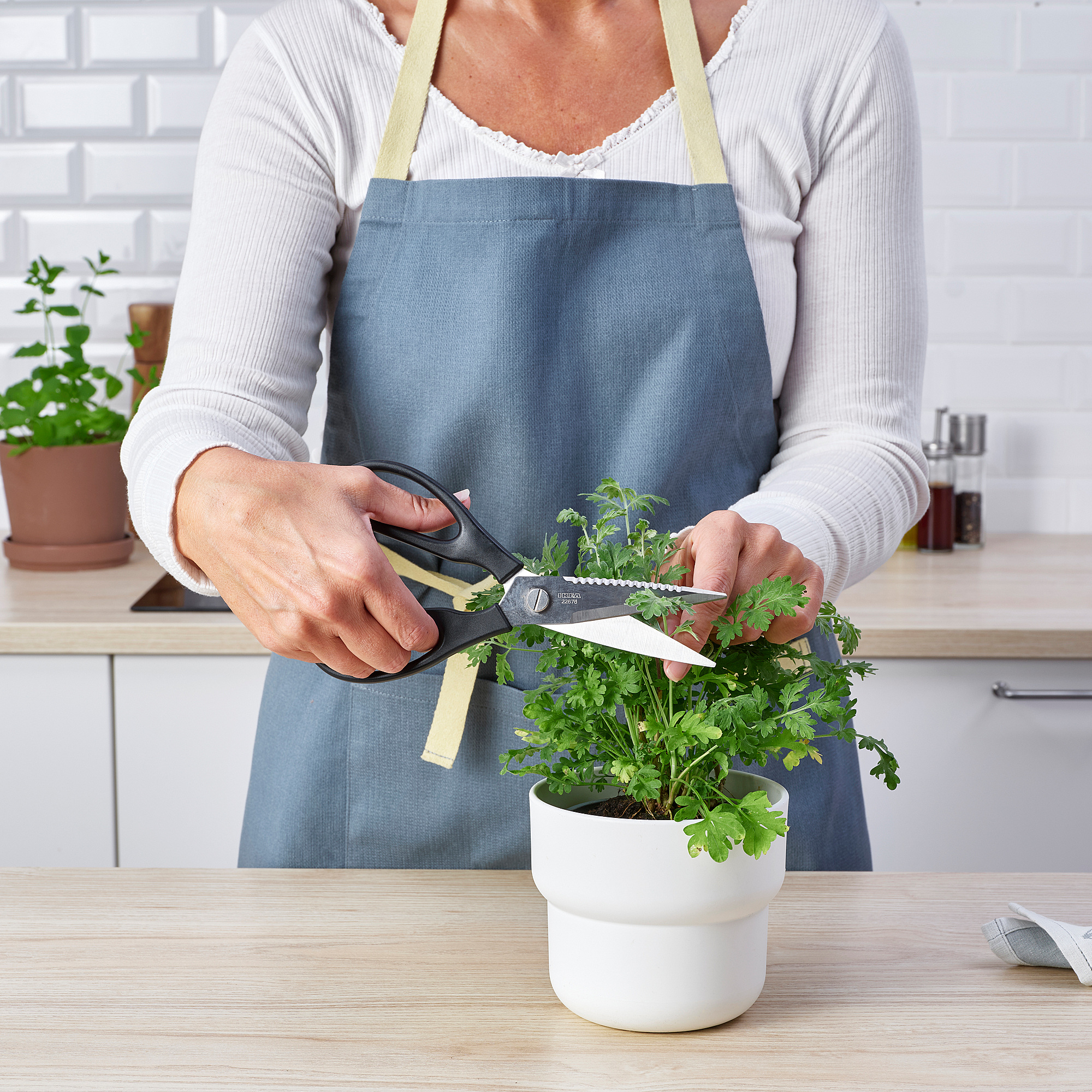 SVARTFISK kitchen scissors