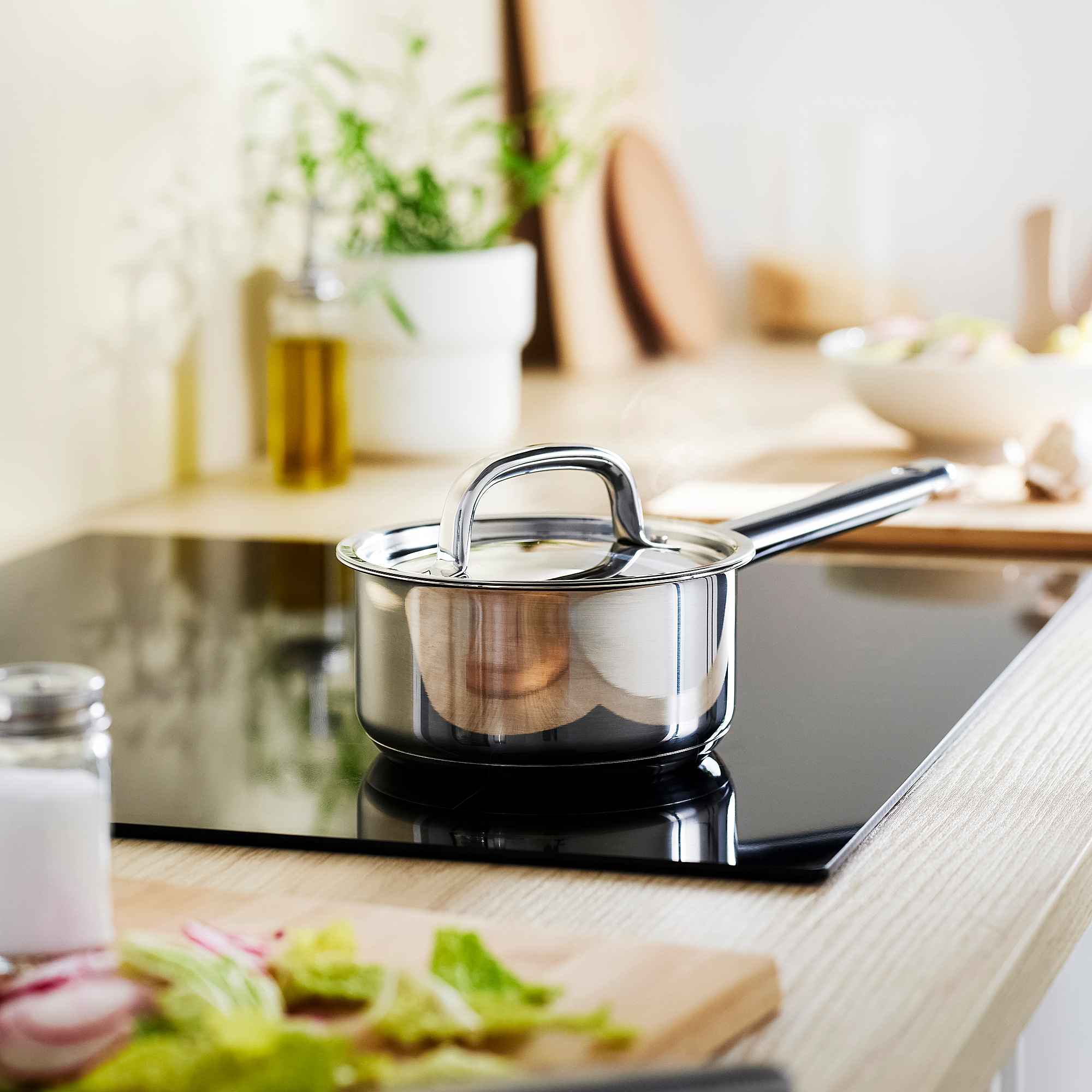 IKEA 365+ saucepan with lid