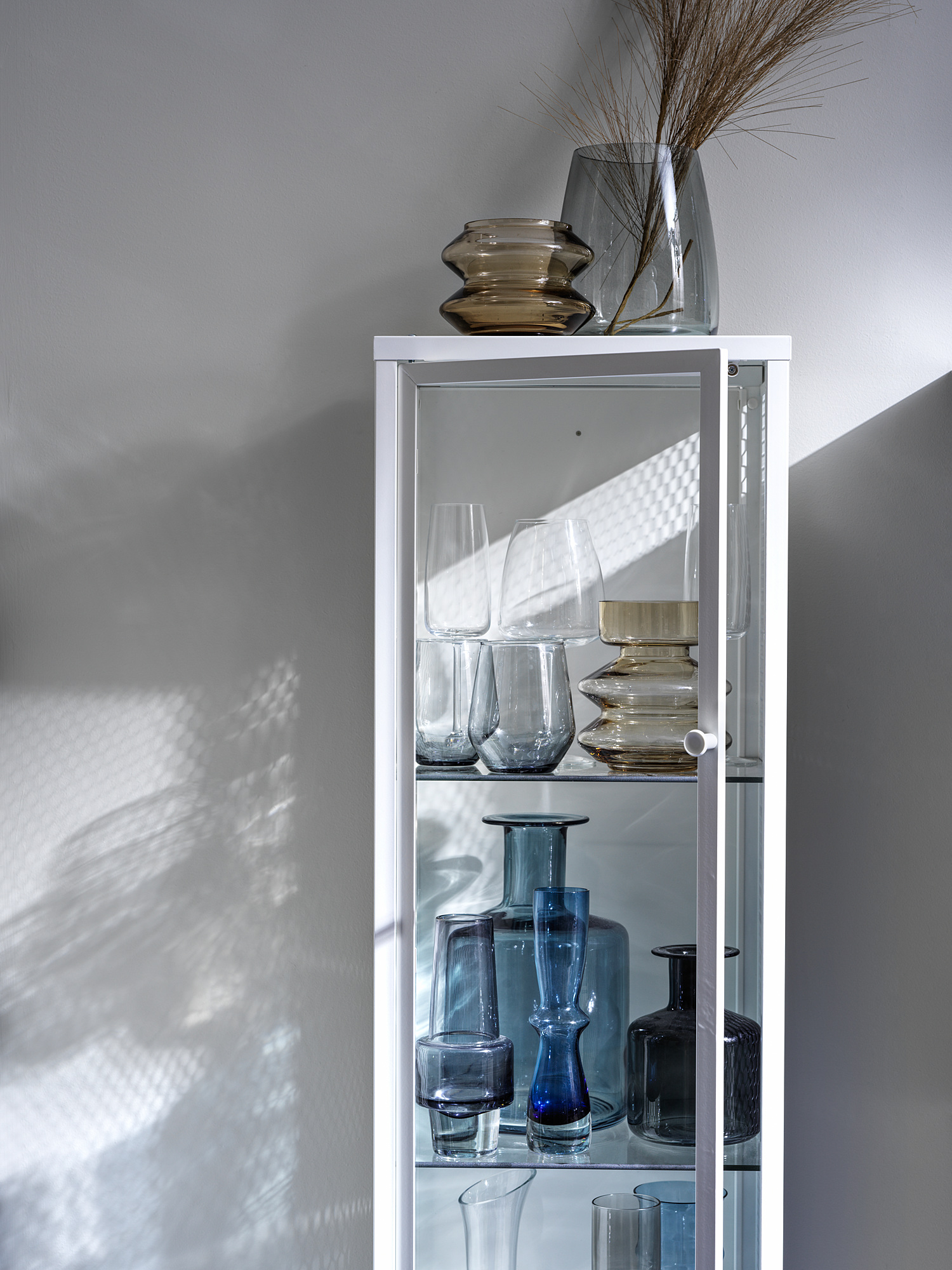 BAGGEBO cabinet with glass doors