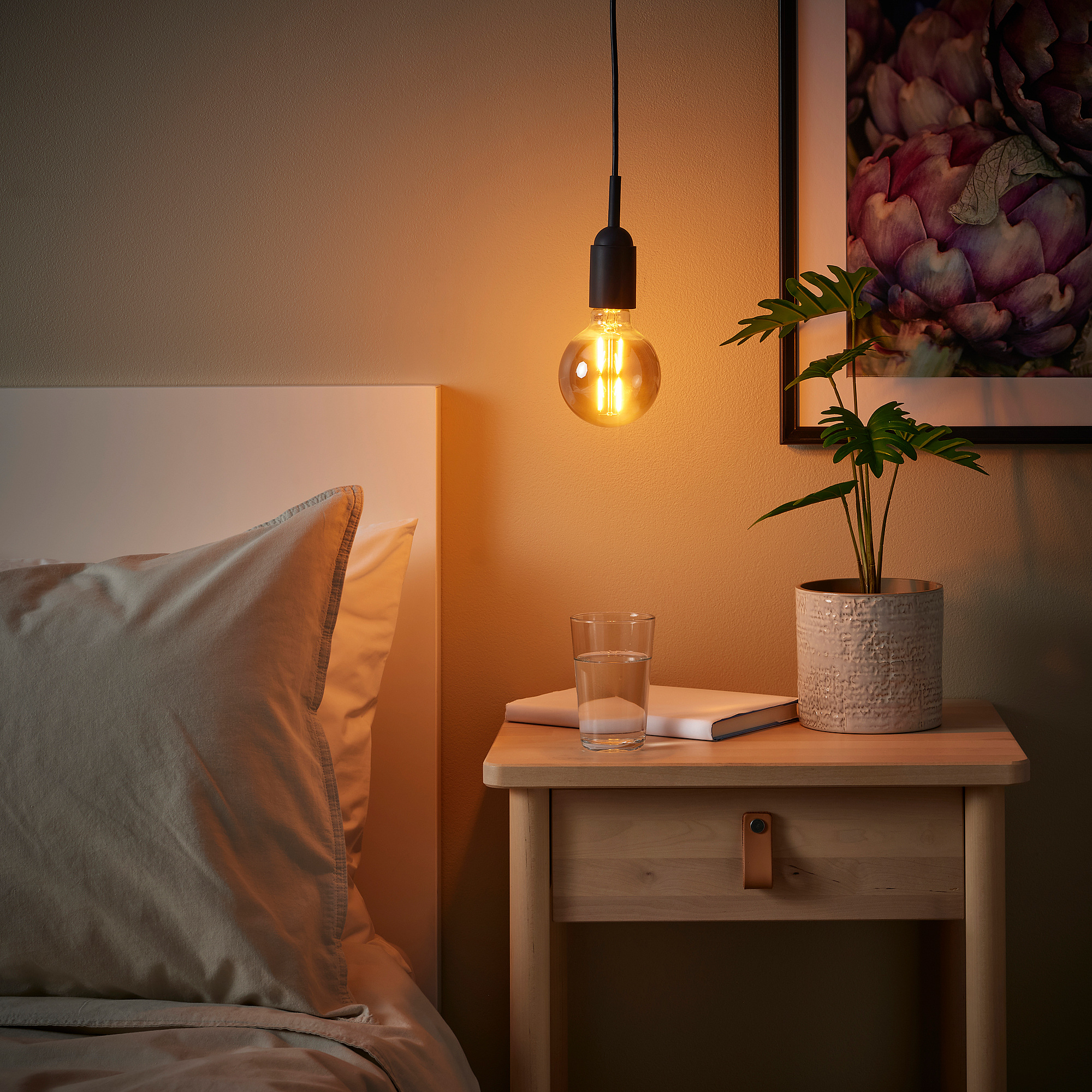 GRÅVACKA/MOLNART pendant lamp with light bulb