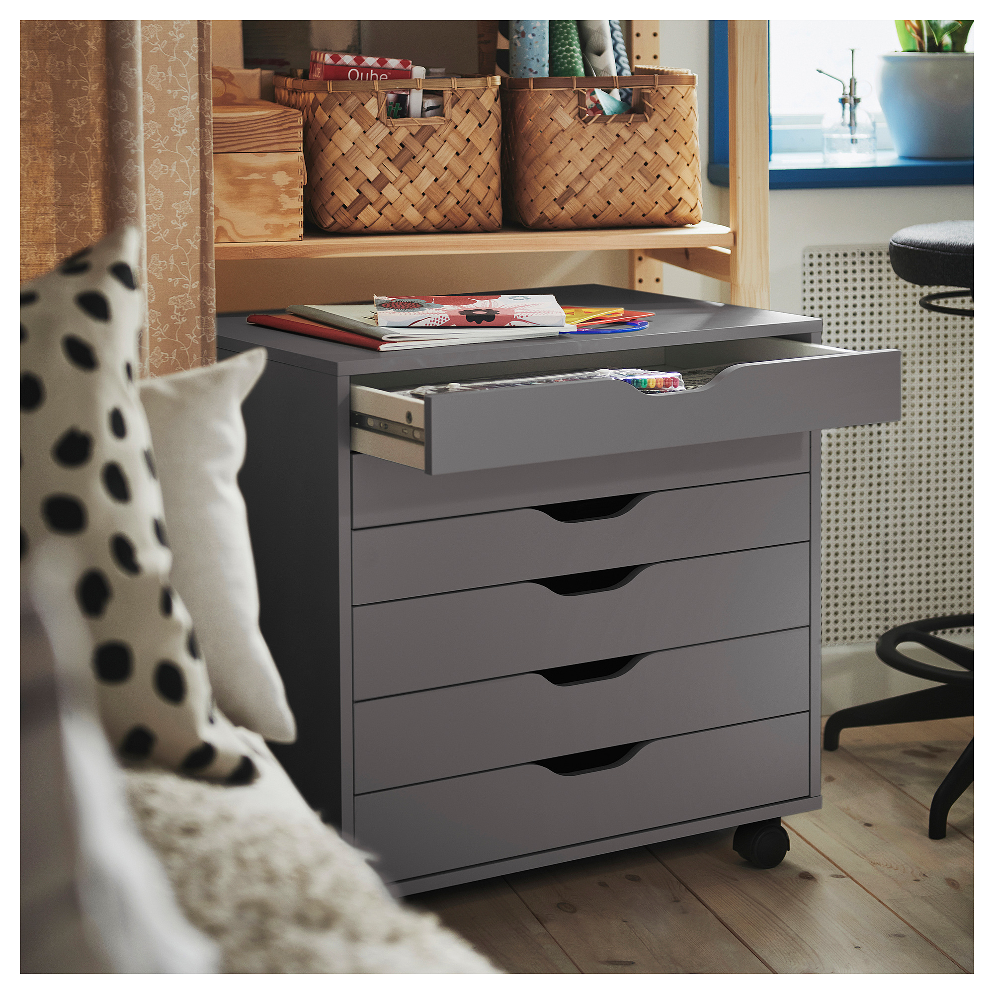 ALEX drawer unit on castors
