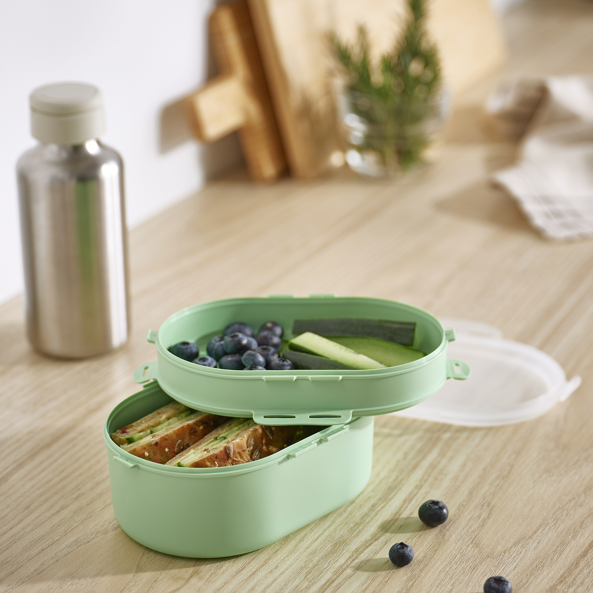 UTBJUDA stackable lunch box for dry food