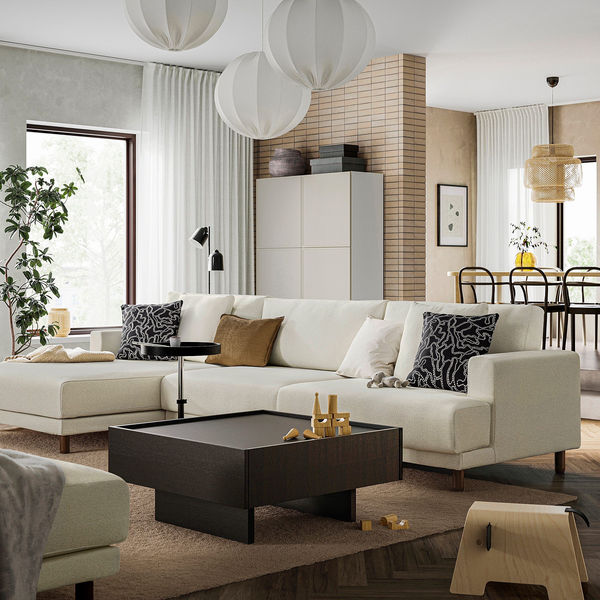 TRANERED side table