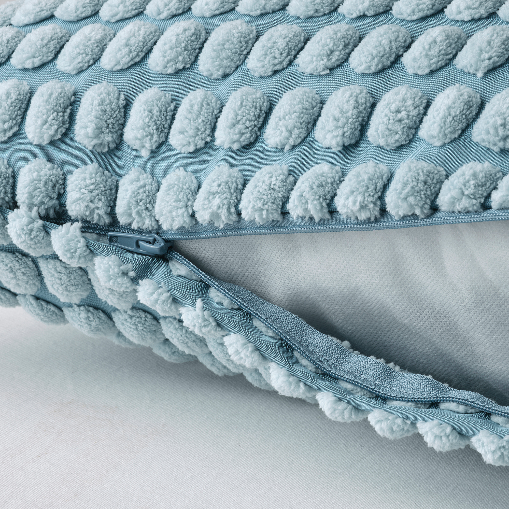 SVARTPOPPEL cushion cover