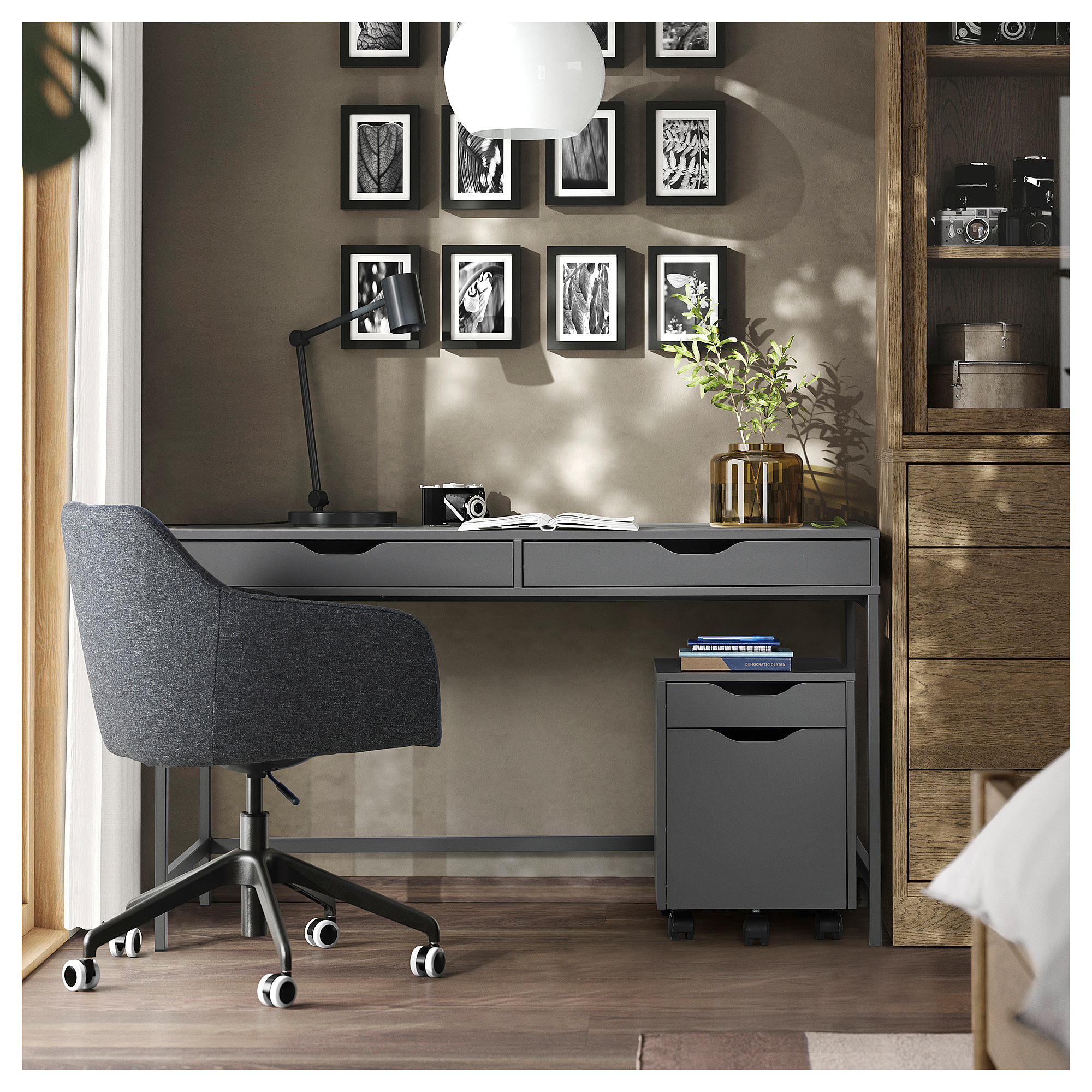 ALEX desk