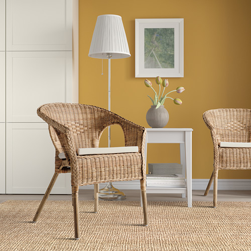 AGEN armchair with cushion