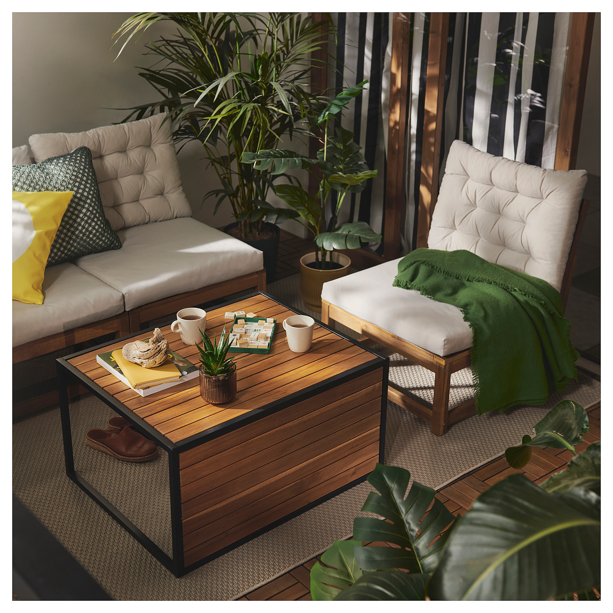 HÅKANSKÄR coffee table