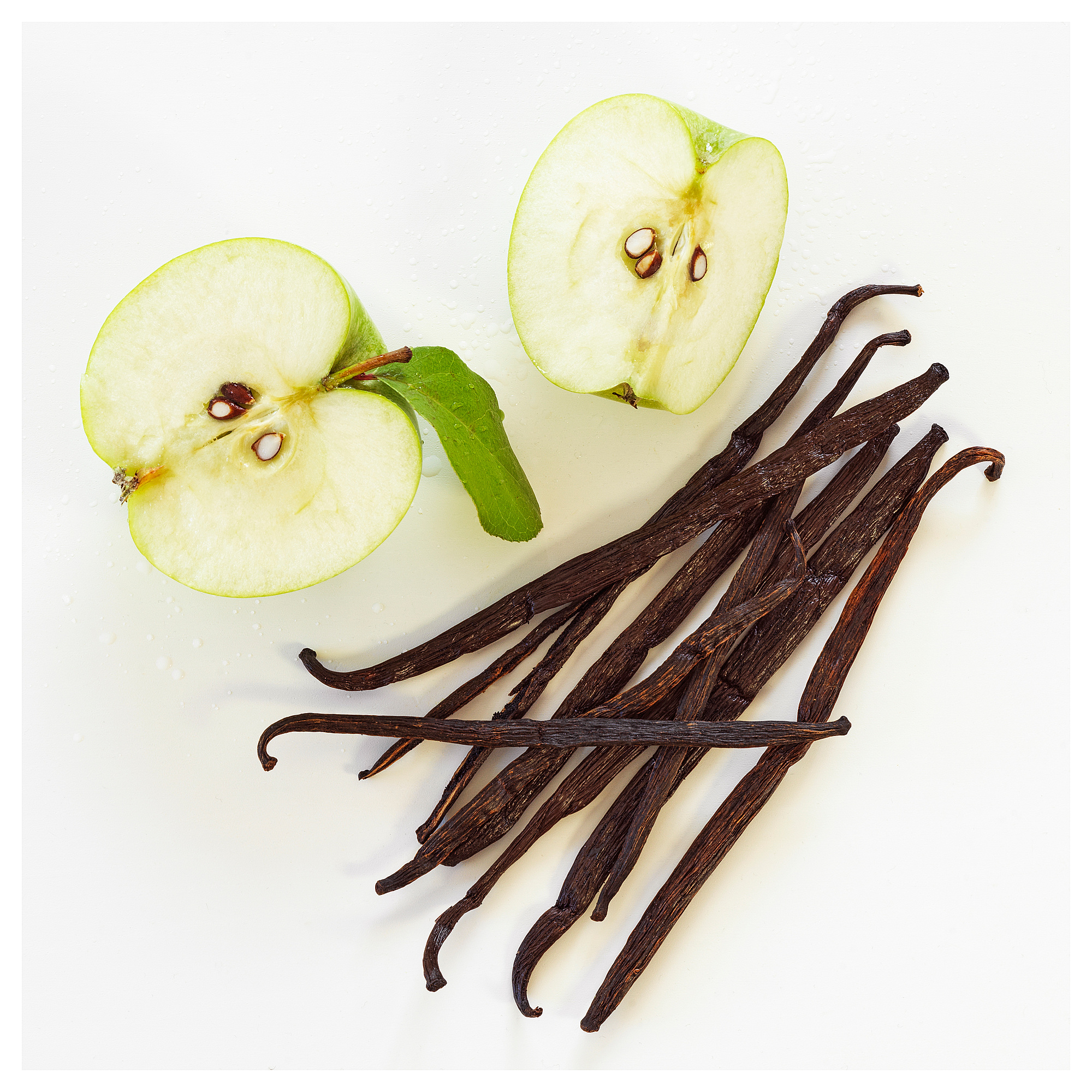 HÖSTAGILLE scented candle in glass