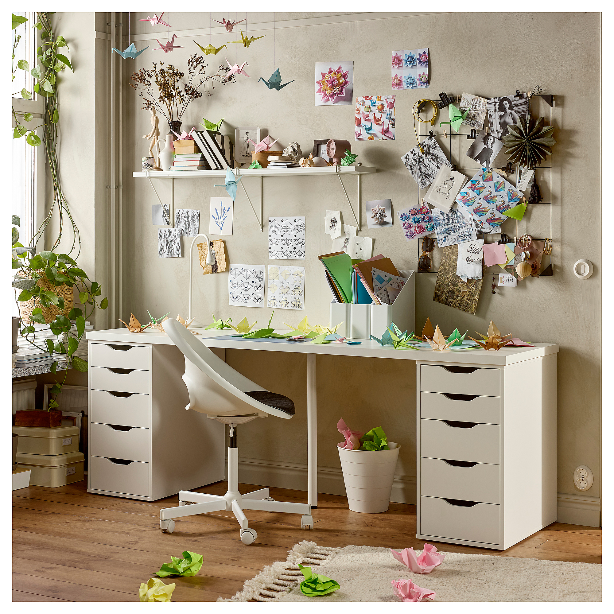 LAGKAPTEN/ALEX desk