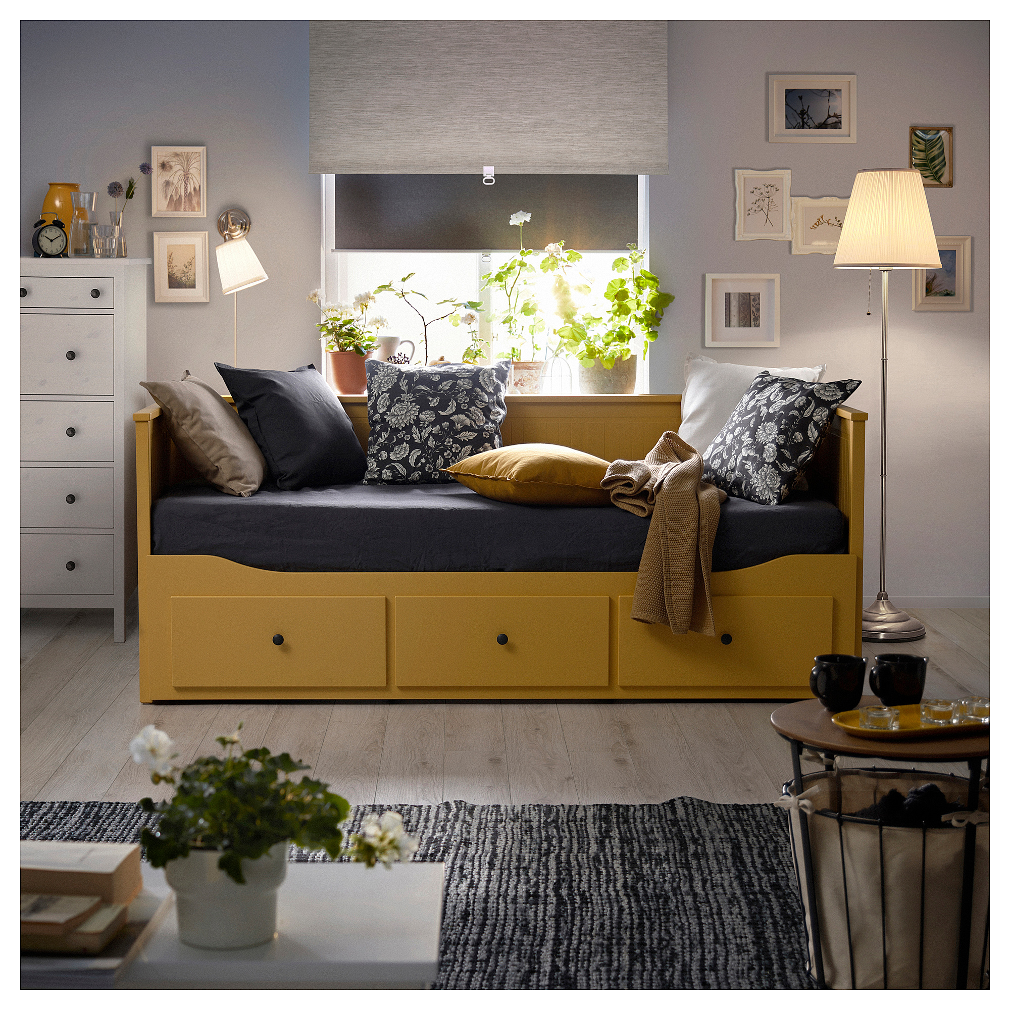 HEMNES day-bed frame with 3 drawers