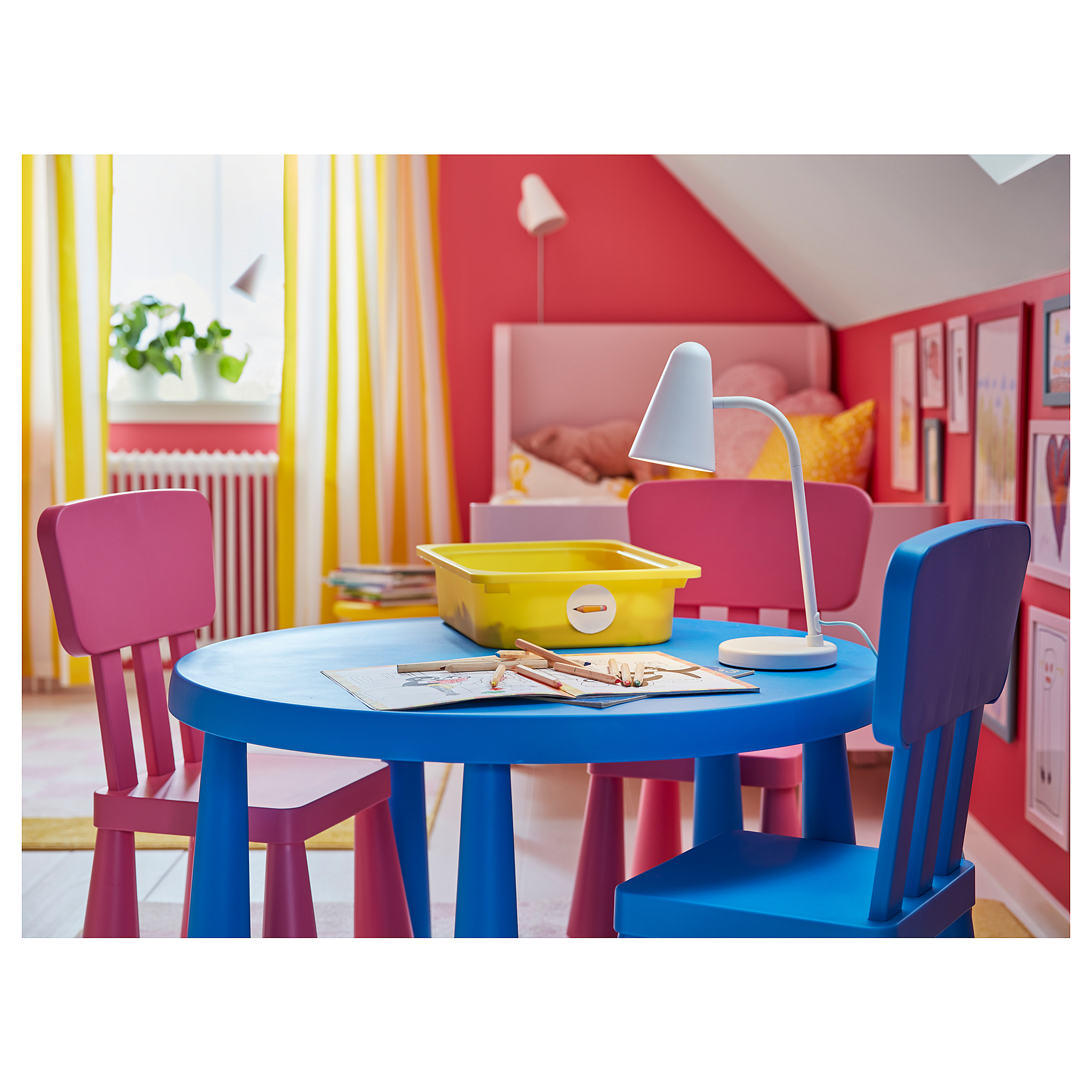 MAMMUT children's table