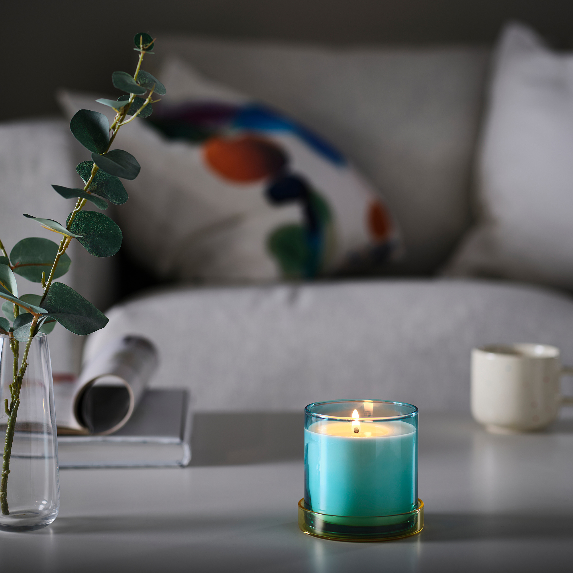 DVÄRGHÖK scented candle in glass with lid