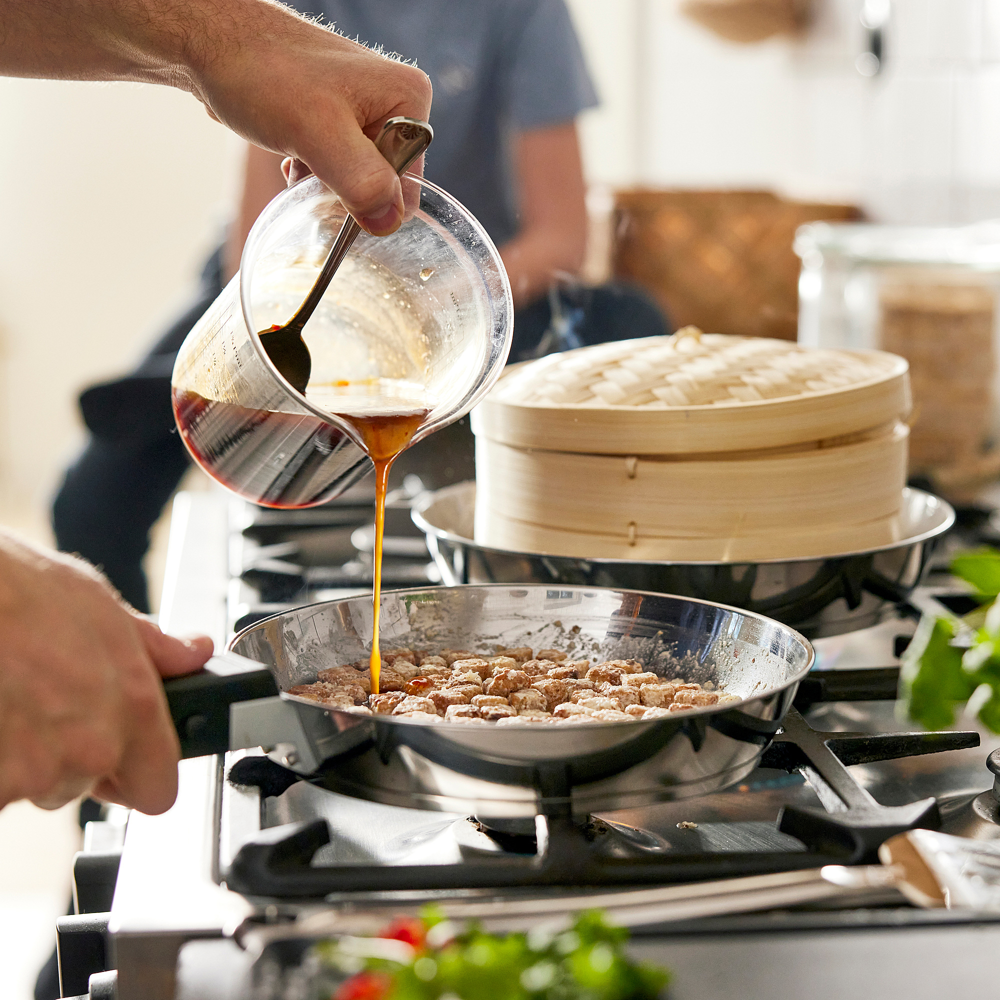 SLÄTROCKA cookware kit with detachable handle