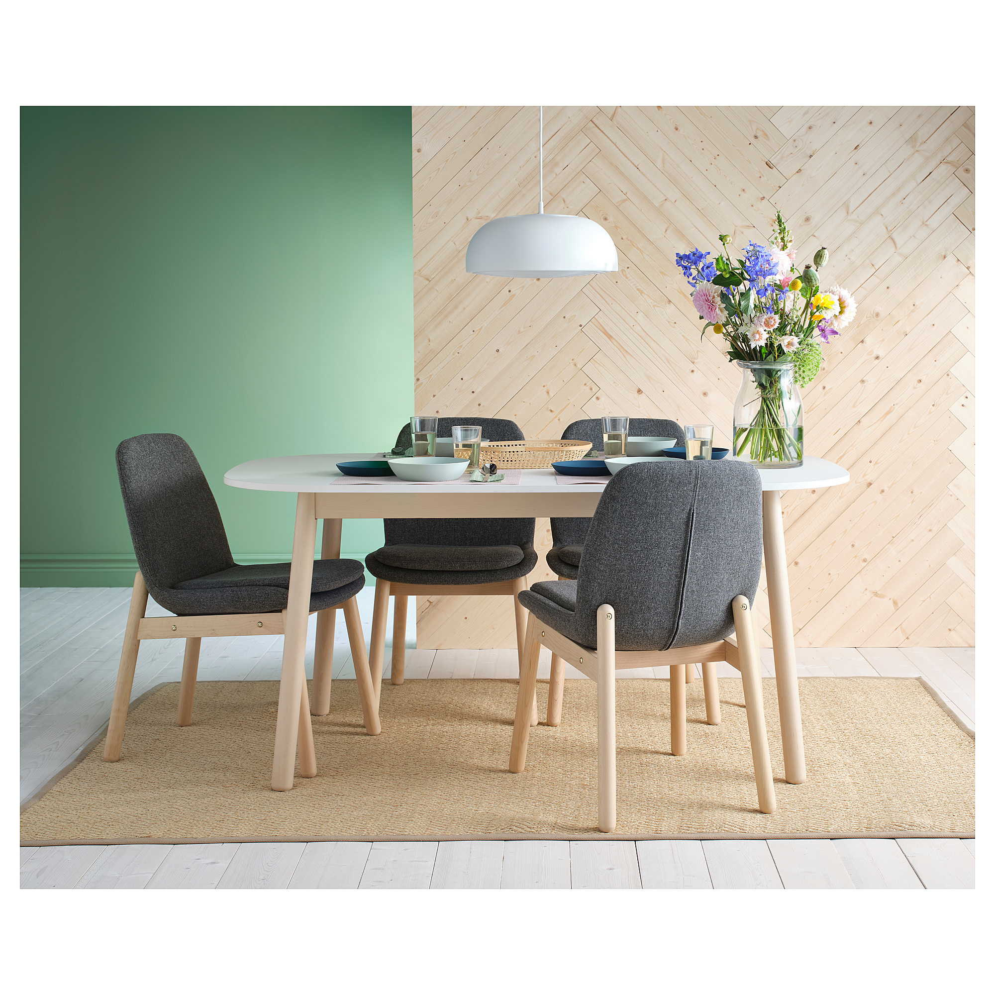 VEDBO dining table