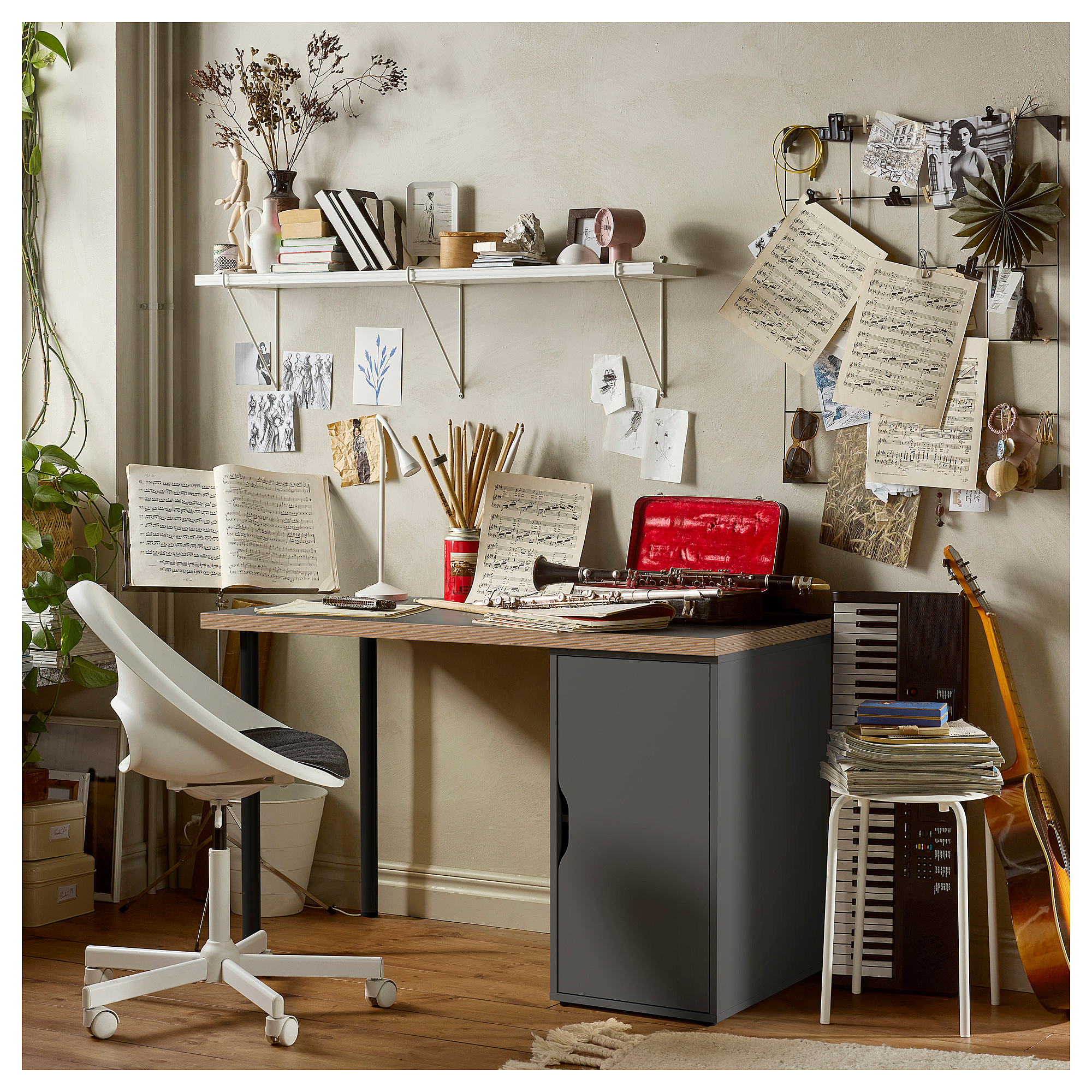 LAGKAPTEN/ALEX desk