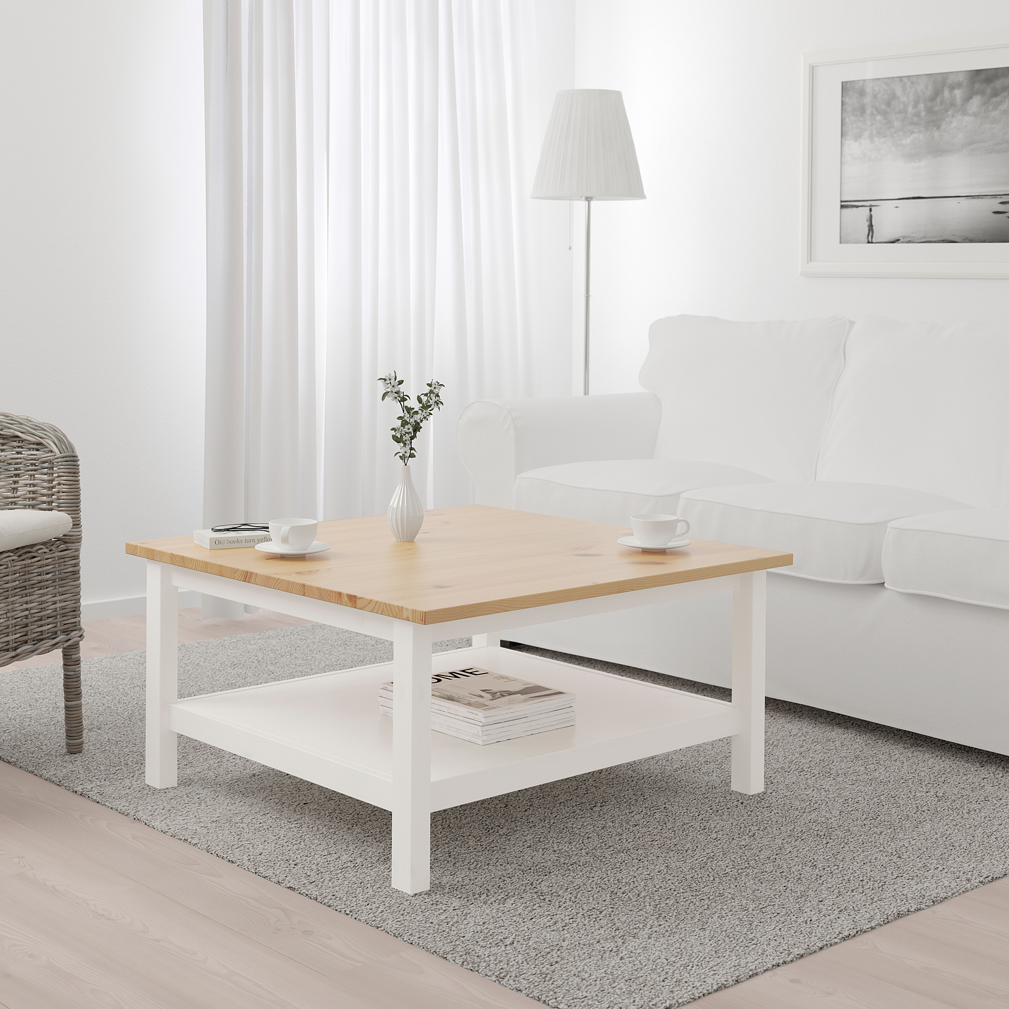 HEMNES 咖啡桌