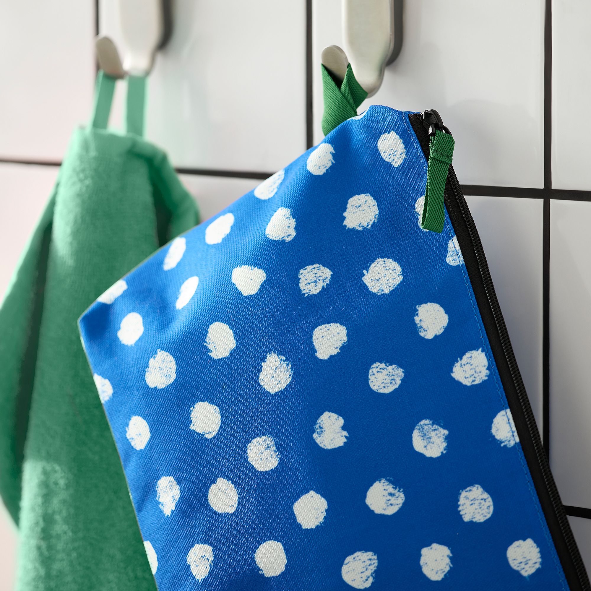 SKOGSSALLAT toiletry bag
