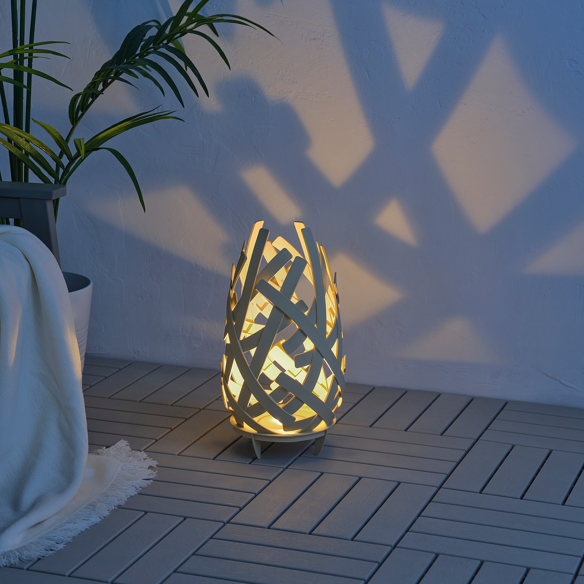 SOLVINDEN LED floor lamp