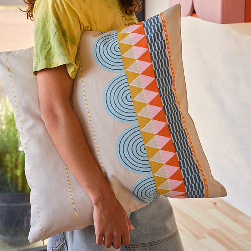 OMMJÄNGE cushion cover