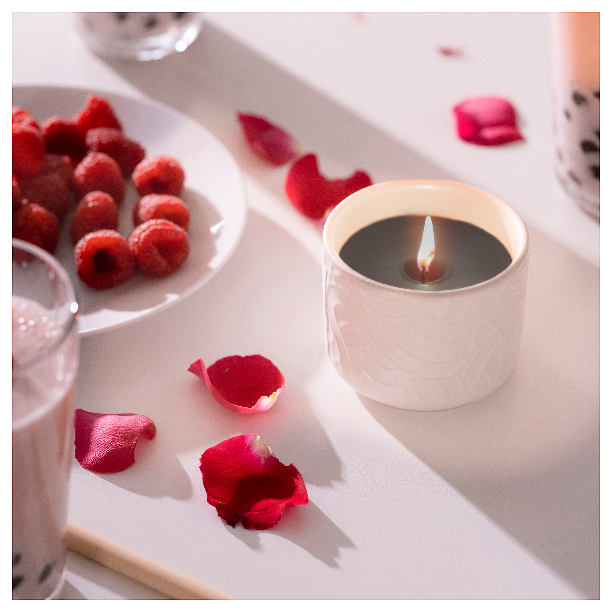 SÖTRÖNN scented candle in ceramic jar