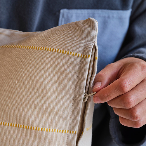 OMMJÄNGE cushion cover