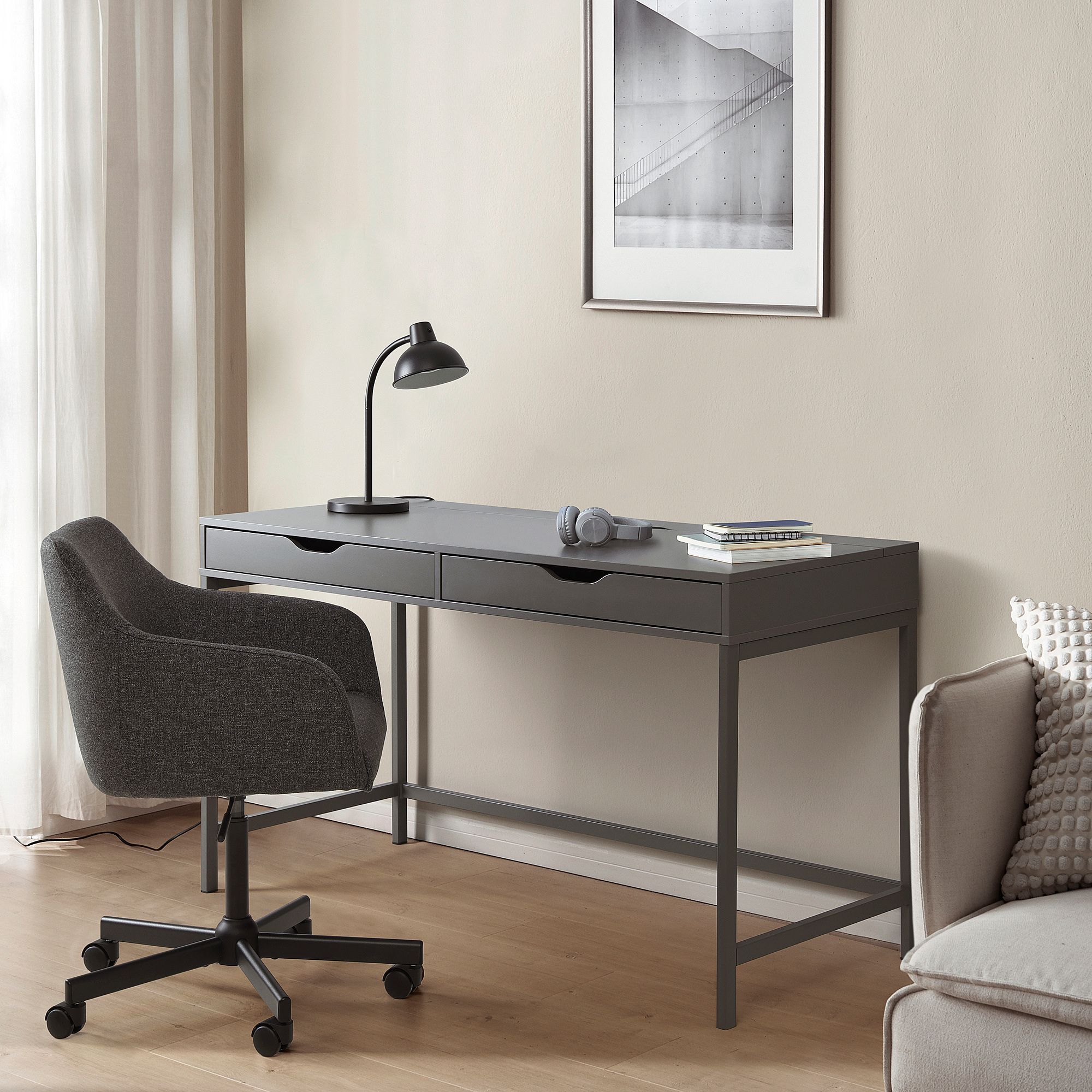 ALEX desk