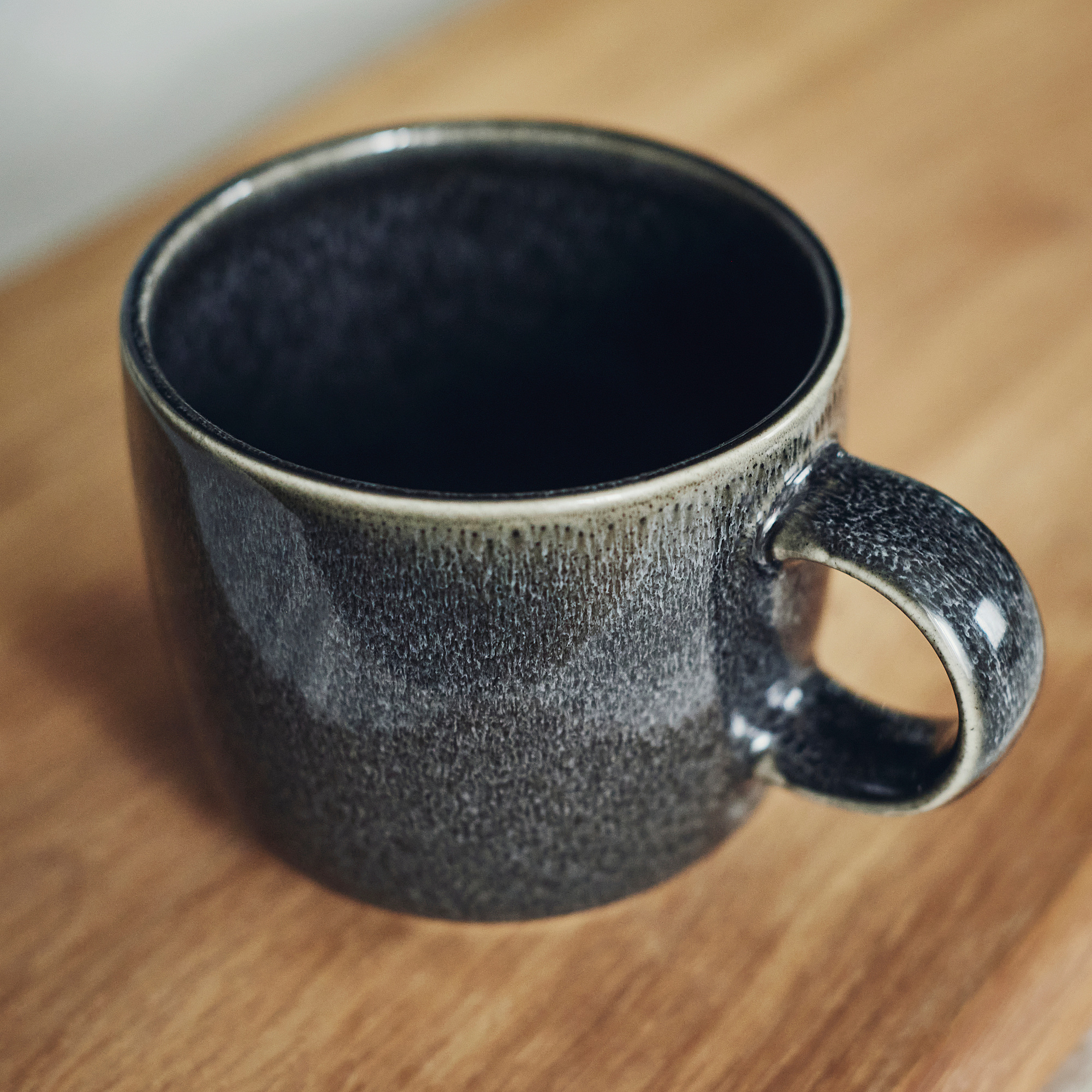 GLADELIG mug