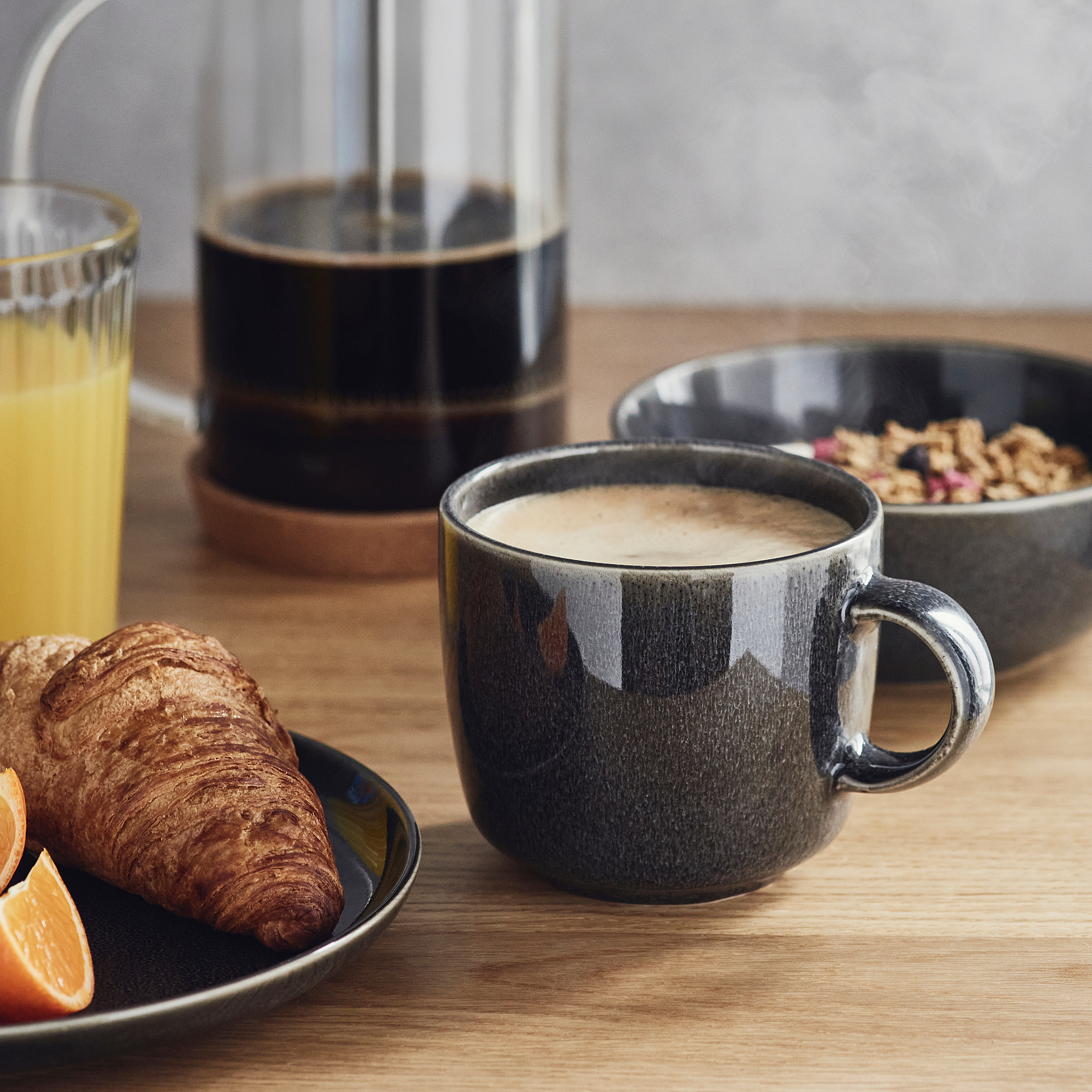GLADELIG mug