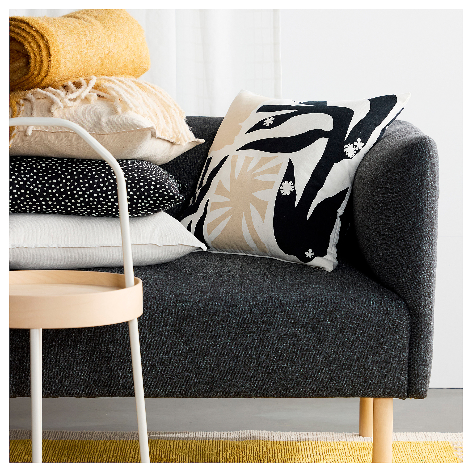 DRABOR cushion cover
