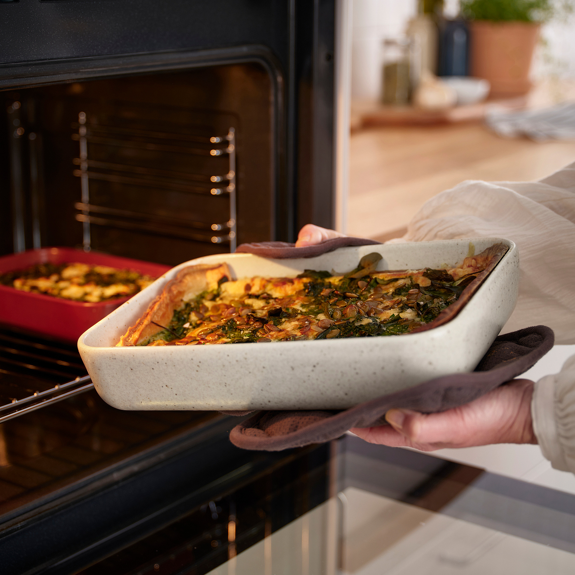 LYCKAD oven/serving dish set of 2