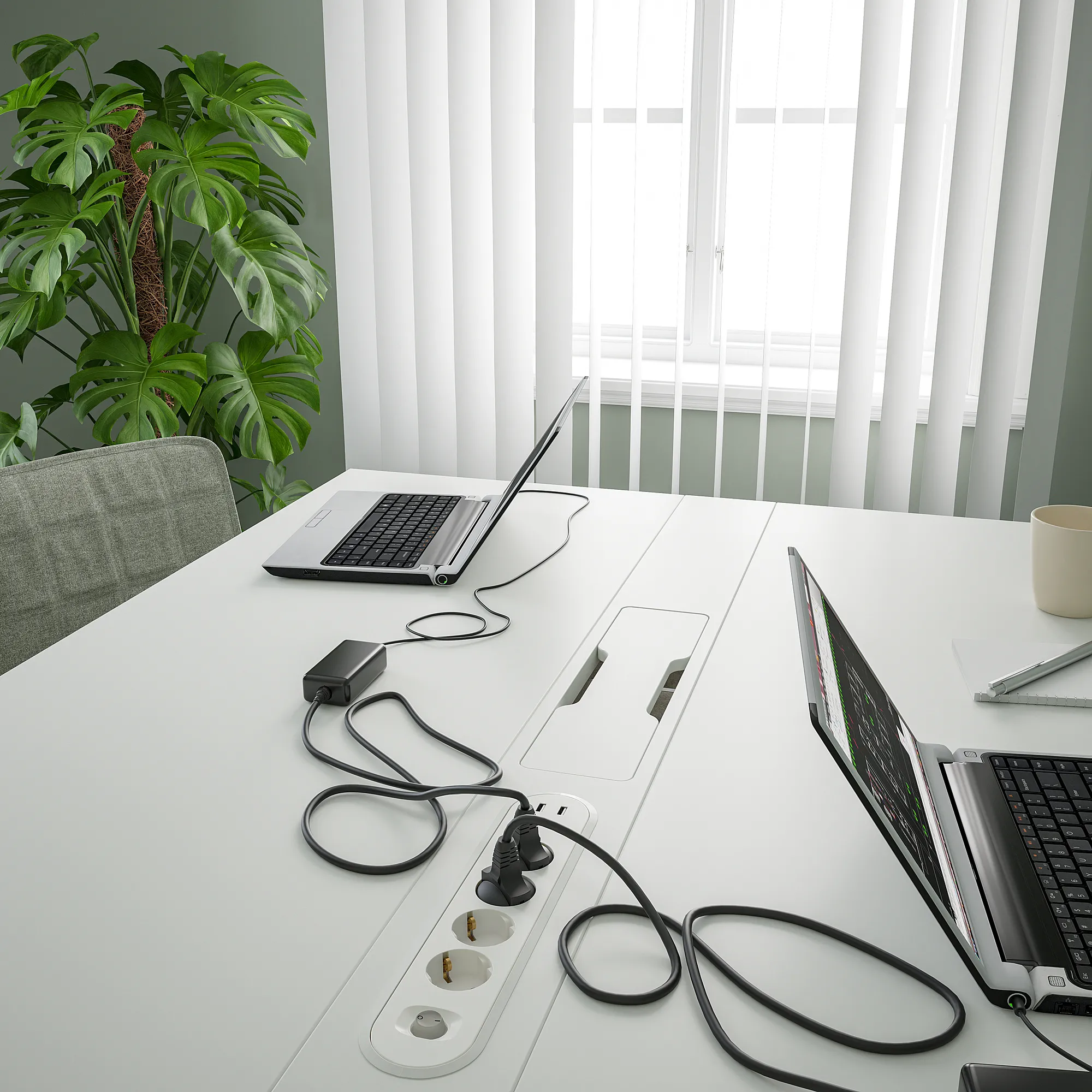 MITTZON conference table