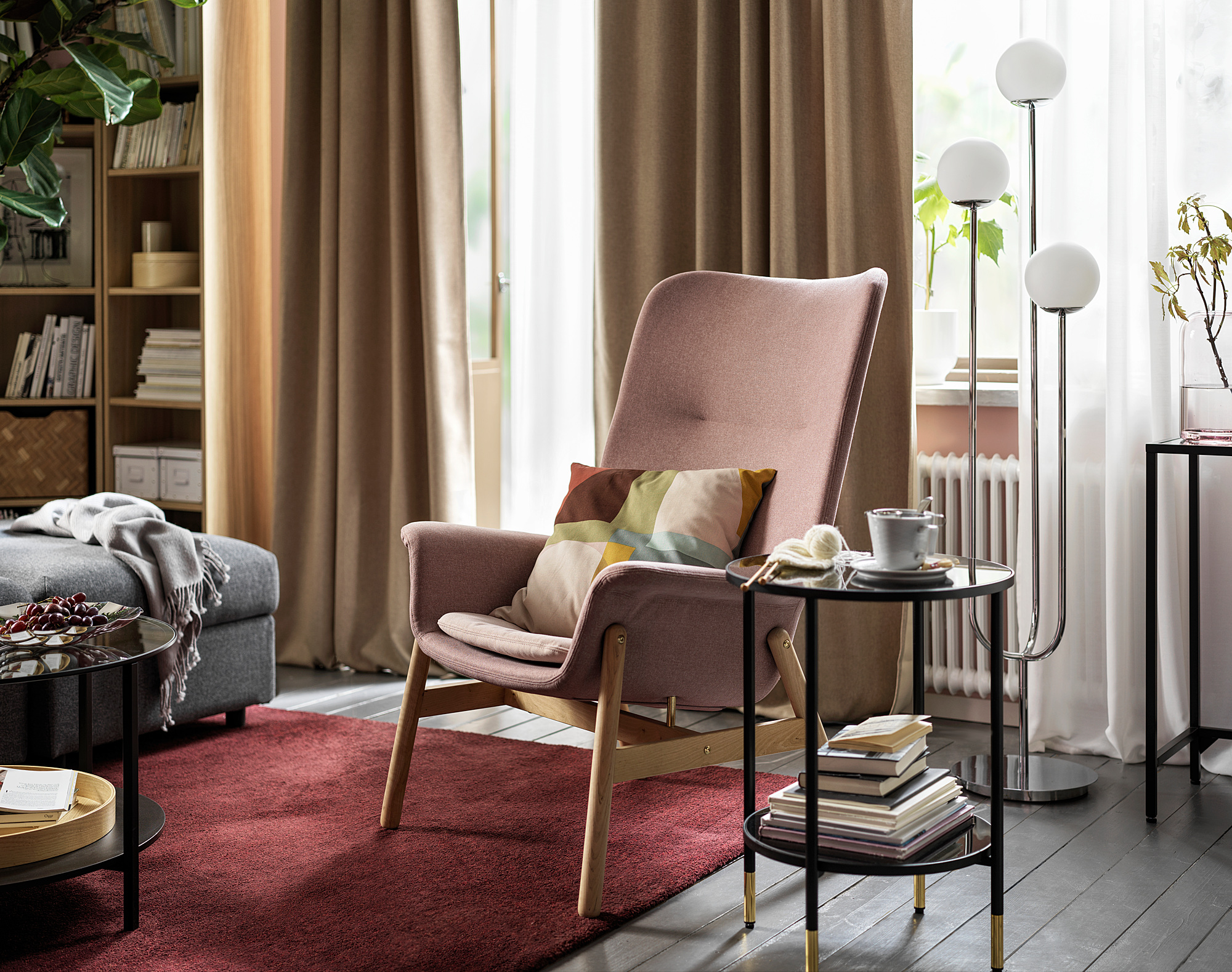 VEDBO high-back armchair