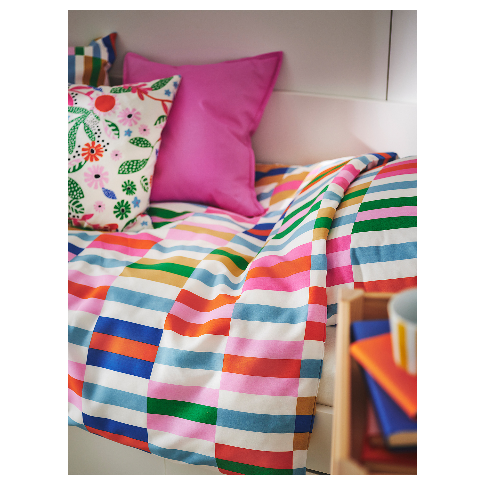 KLIBBKORSÖRT duvet cover and 2 pillowcases