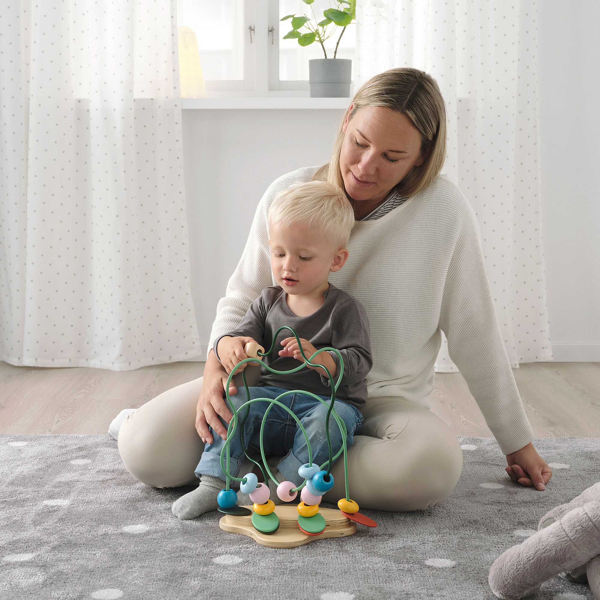 UPPSTÅ bead maze