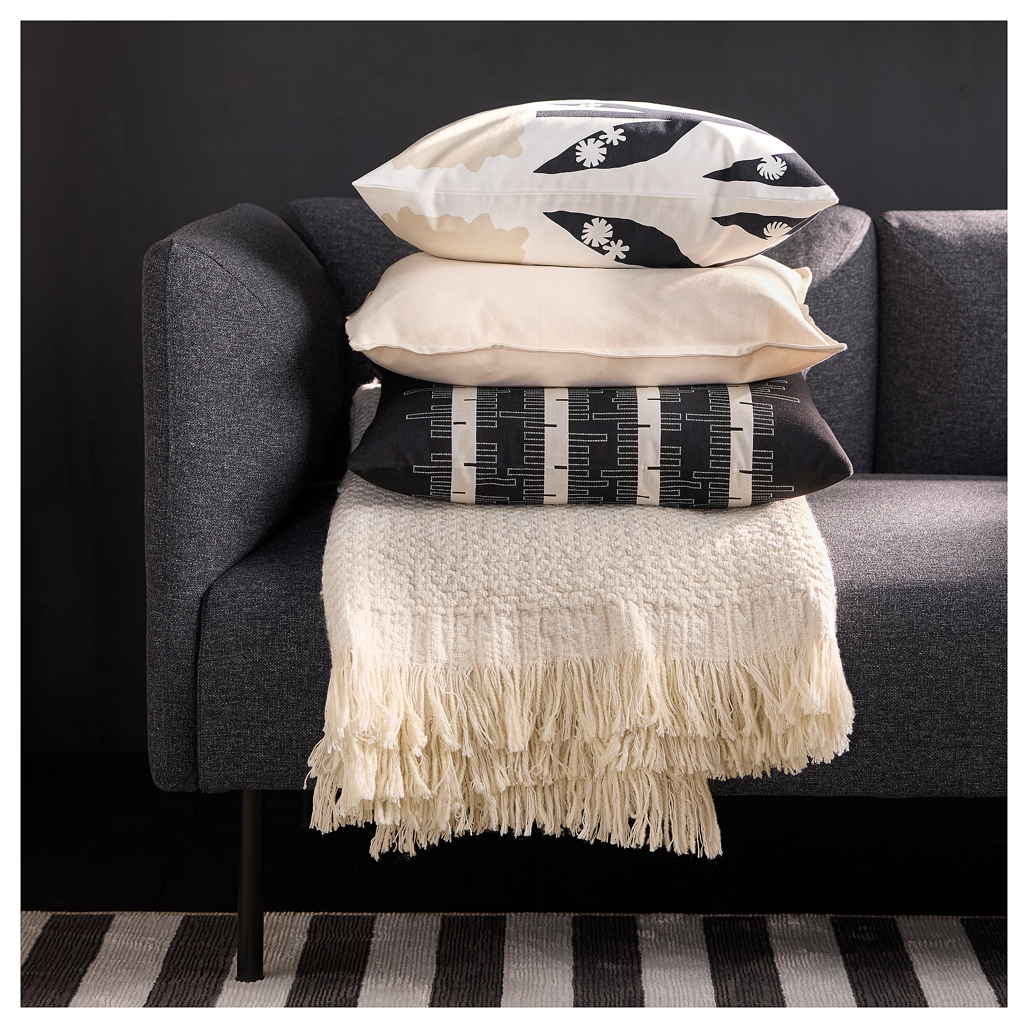 DRABOR cushion cover