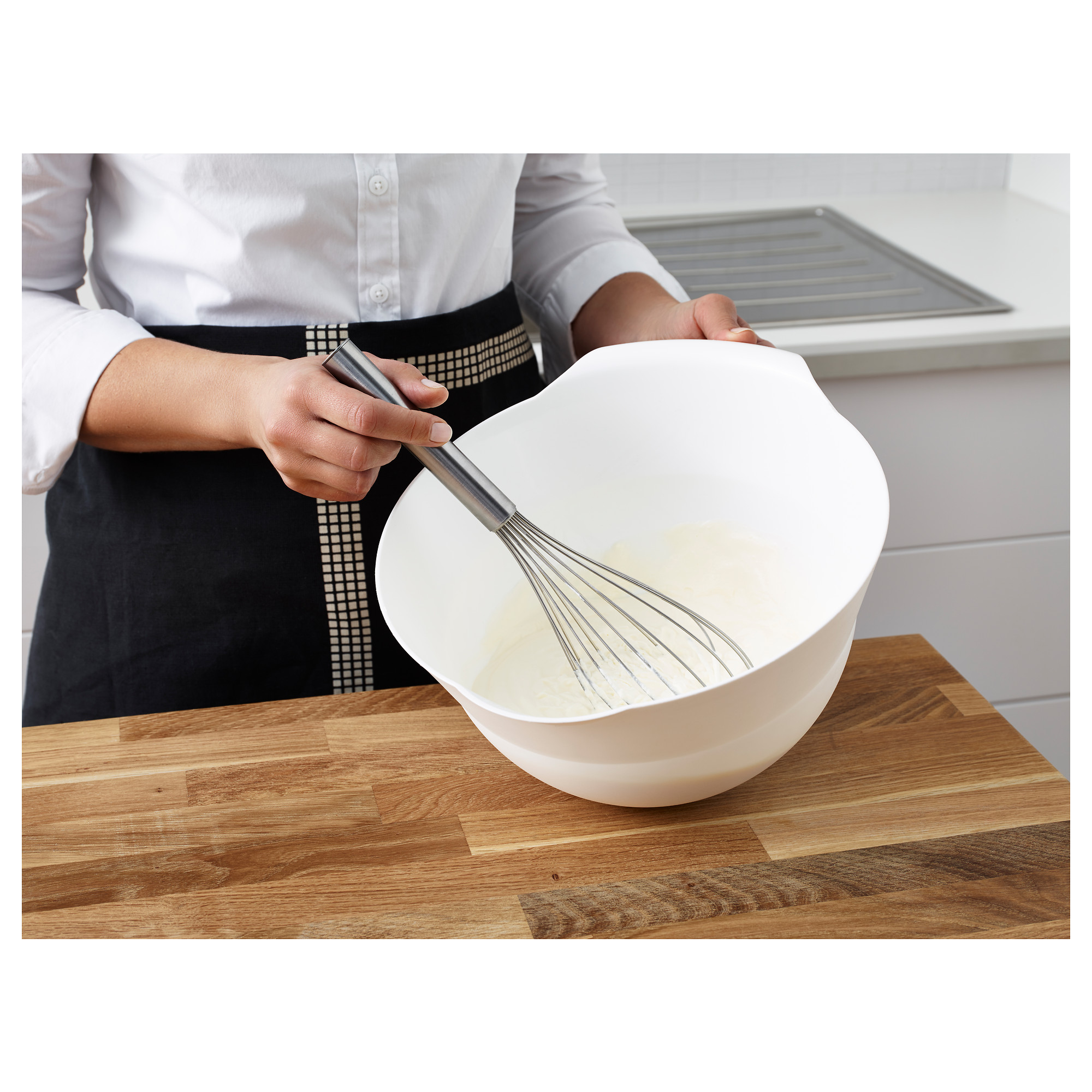 KONCIS balloon whisk