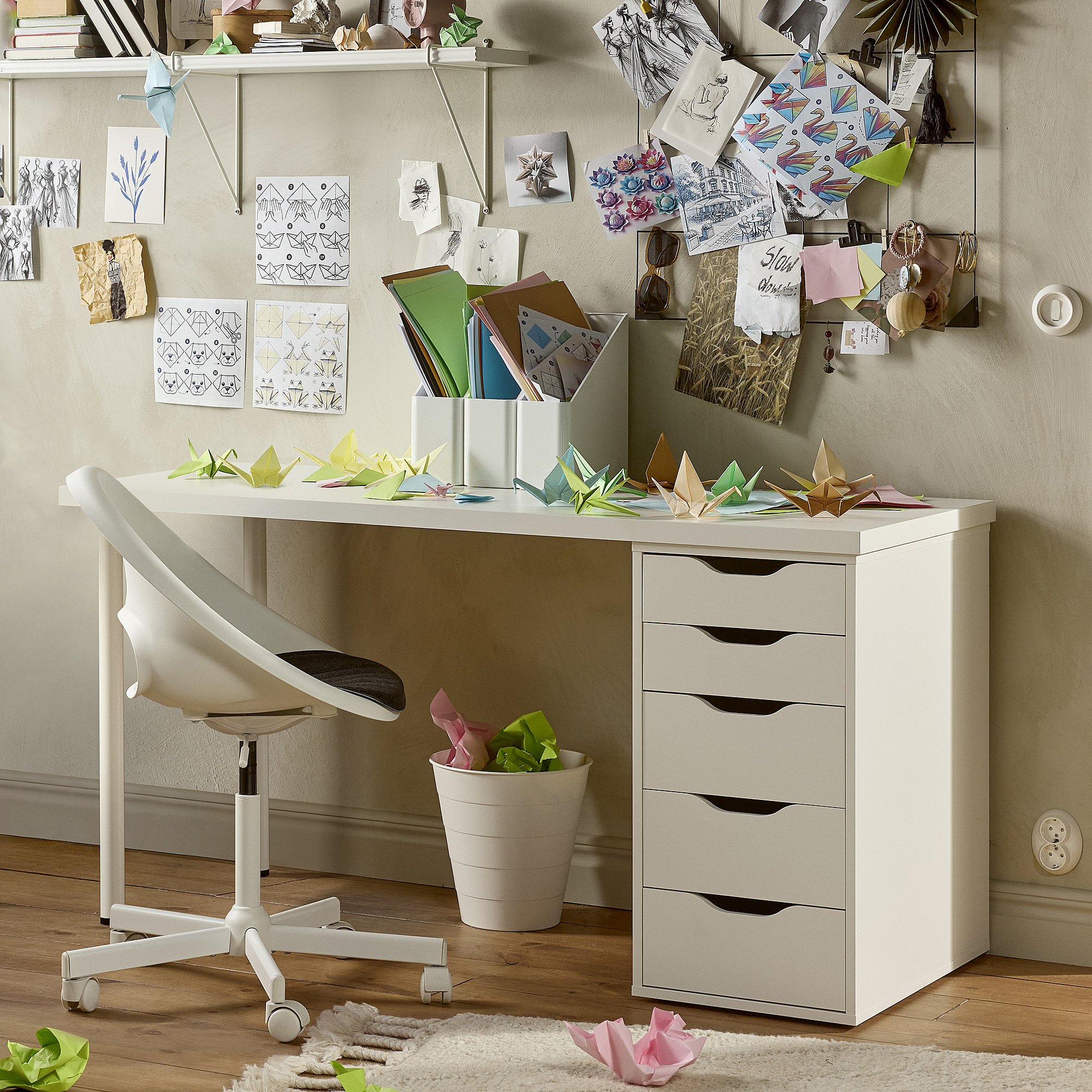 LAGKAPTEN/ALEX desk
