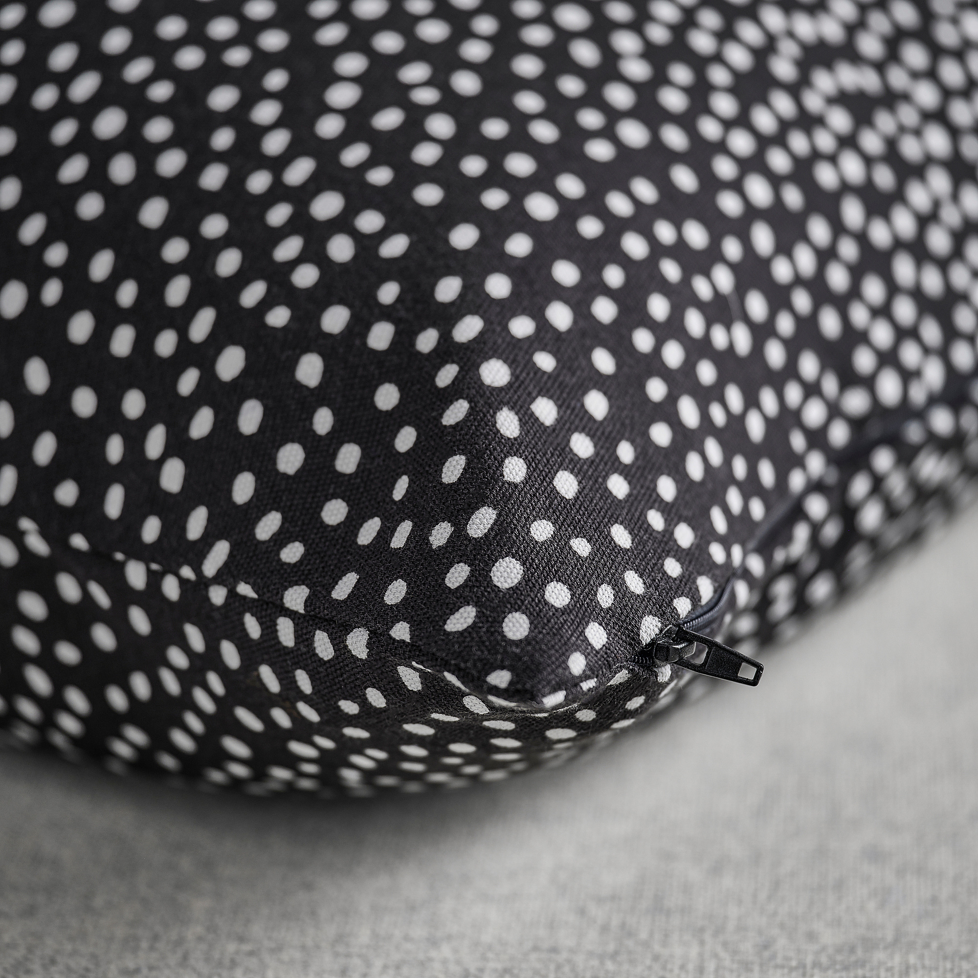 BJÖRKGRÅMAL cushion cover