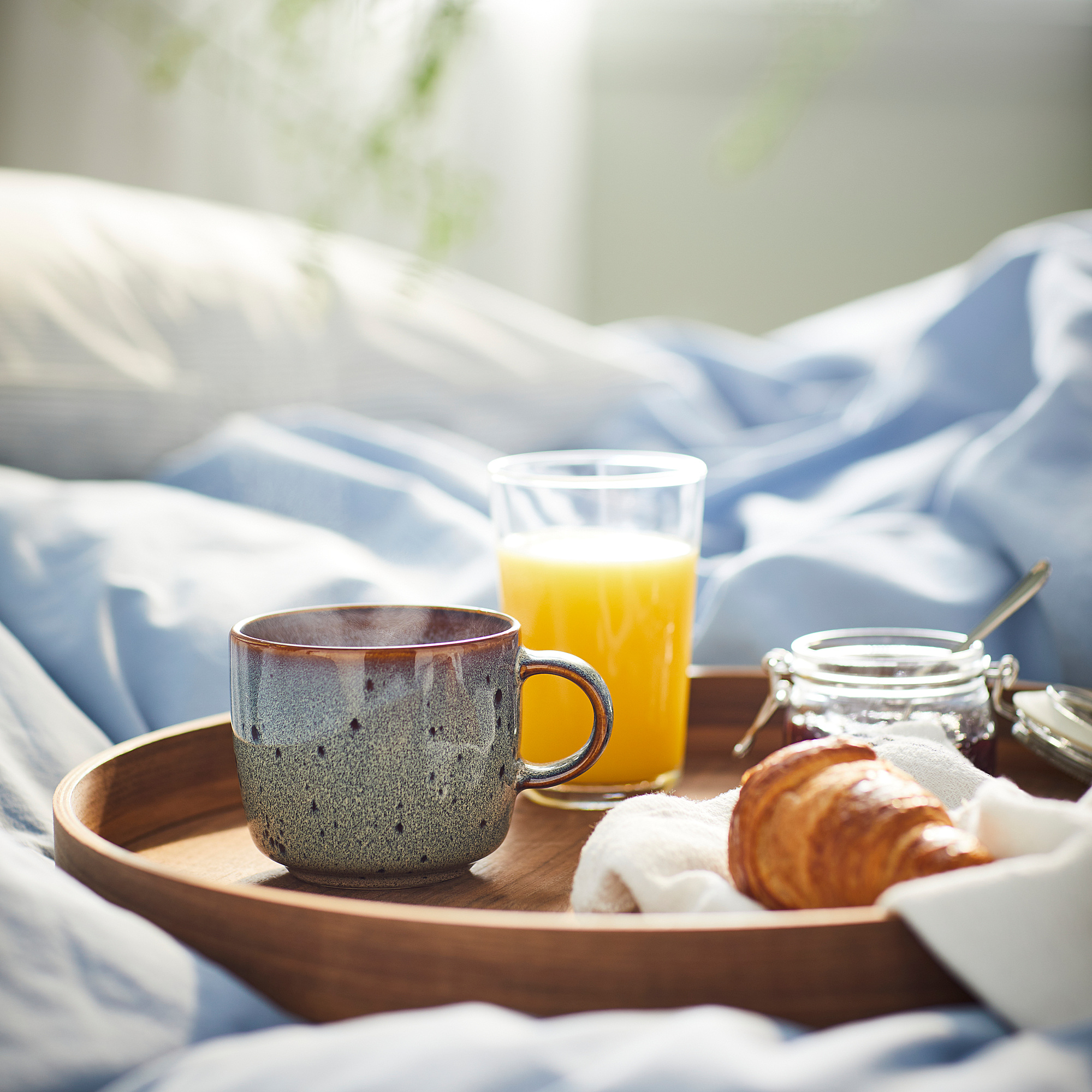 GLADELIG mug