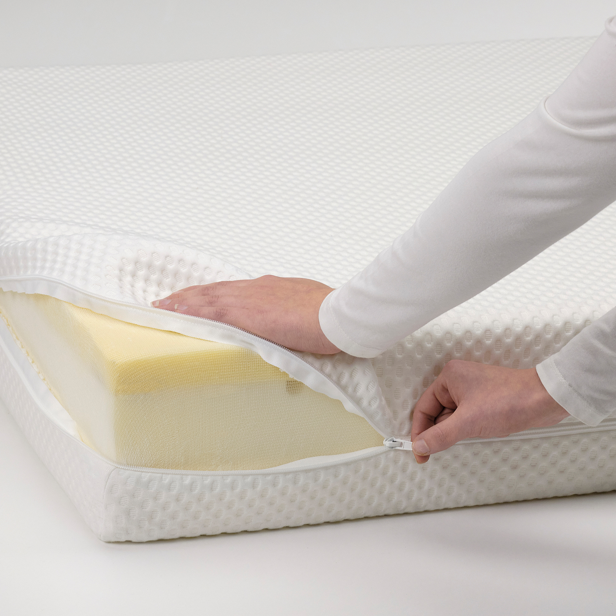 ÅBYGDA foam mattress