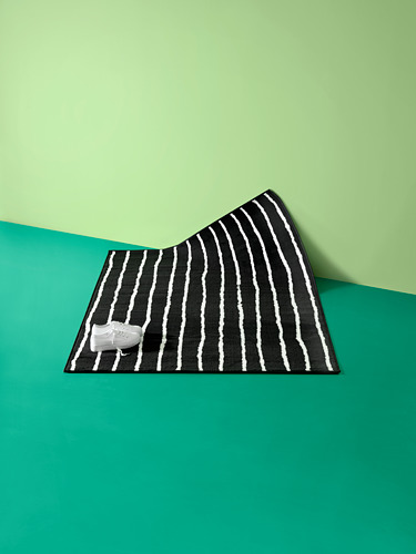 GÖRLÖSE - rug, low pile, black/white,133x195 | IKEA Taiwan Online - PH143397_S4