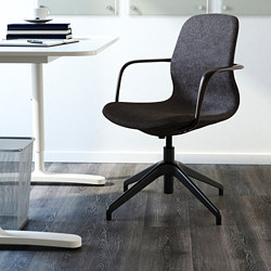 LÅNGFJÄLL - conference chair with armrests, Gunnared light brown-pink/black | IKEA Taiwan Online - PE735465_S3